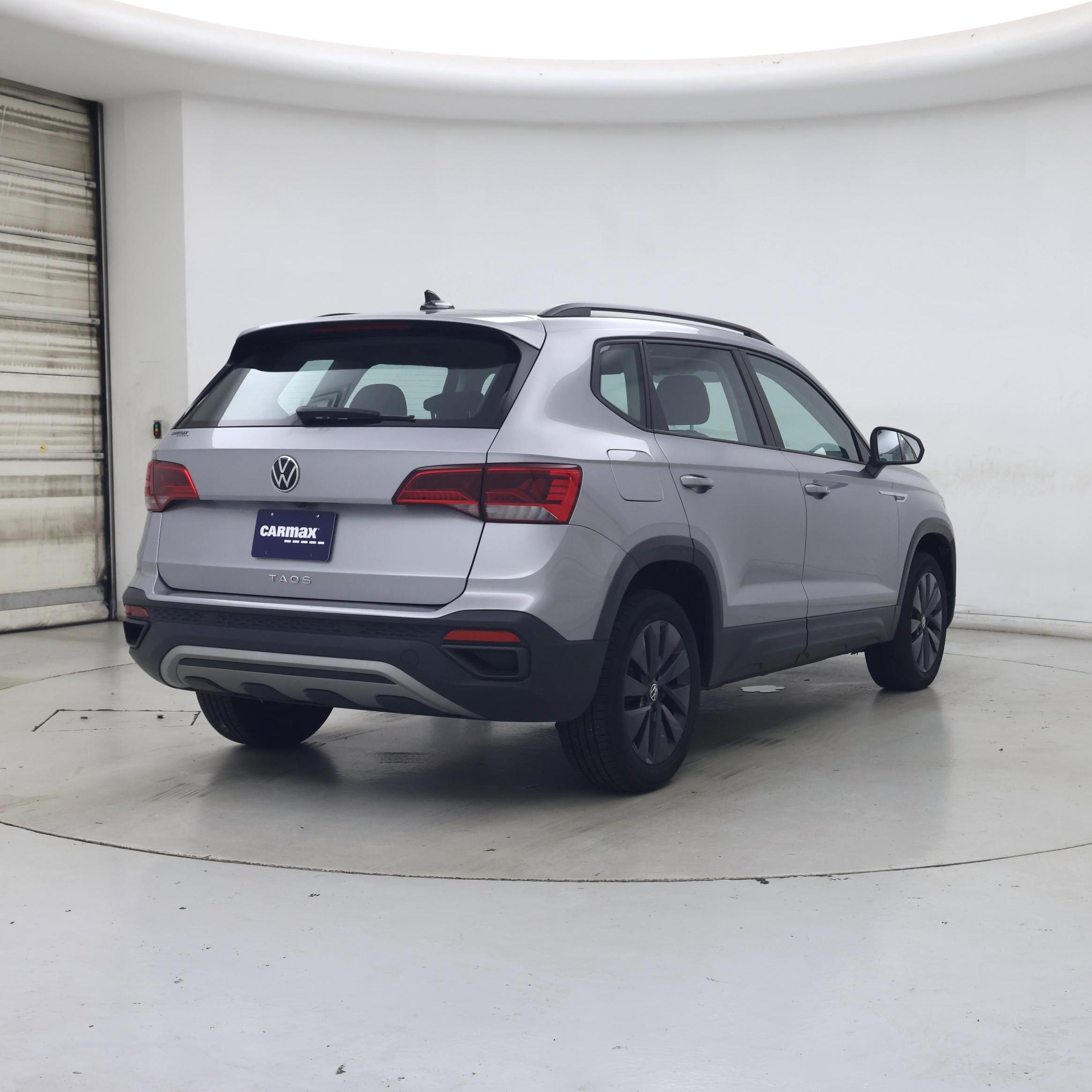 Thumbnail: 2022 Volkswagen Taos - 8
