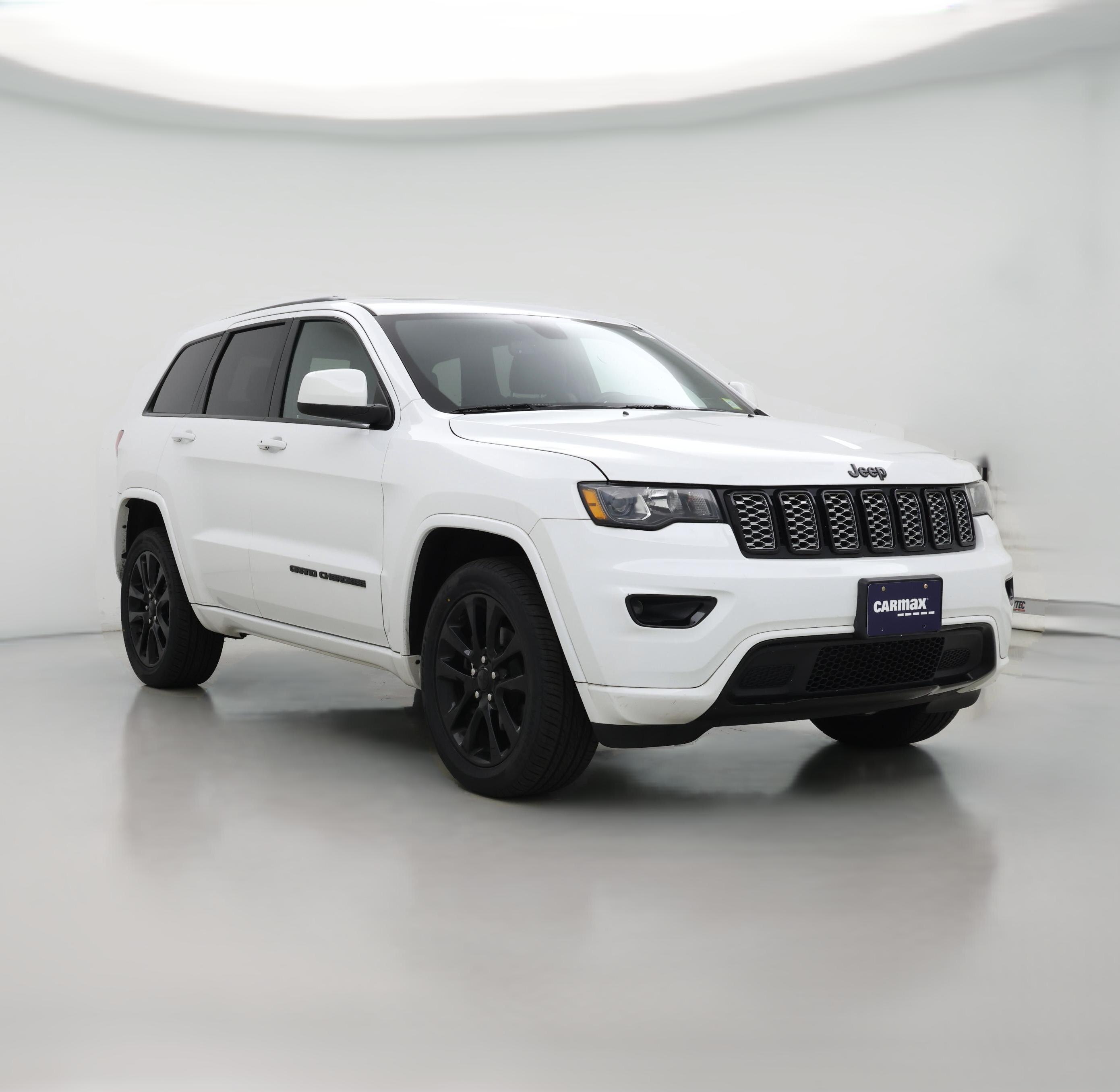 Thumbnail: 2019 Jeep Grand Cherokee - 1