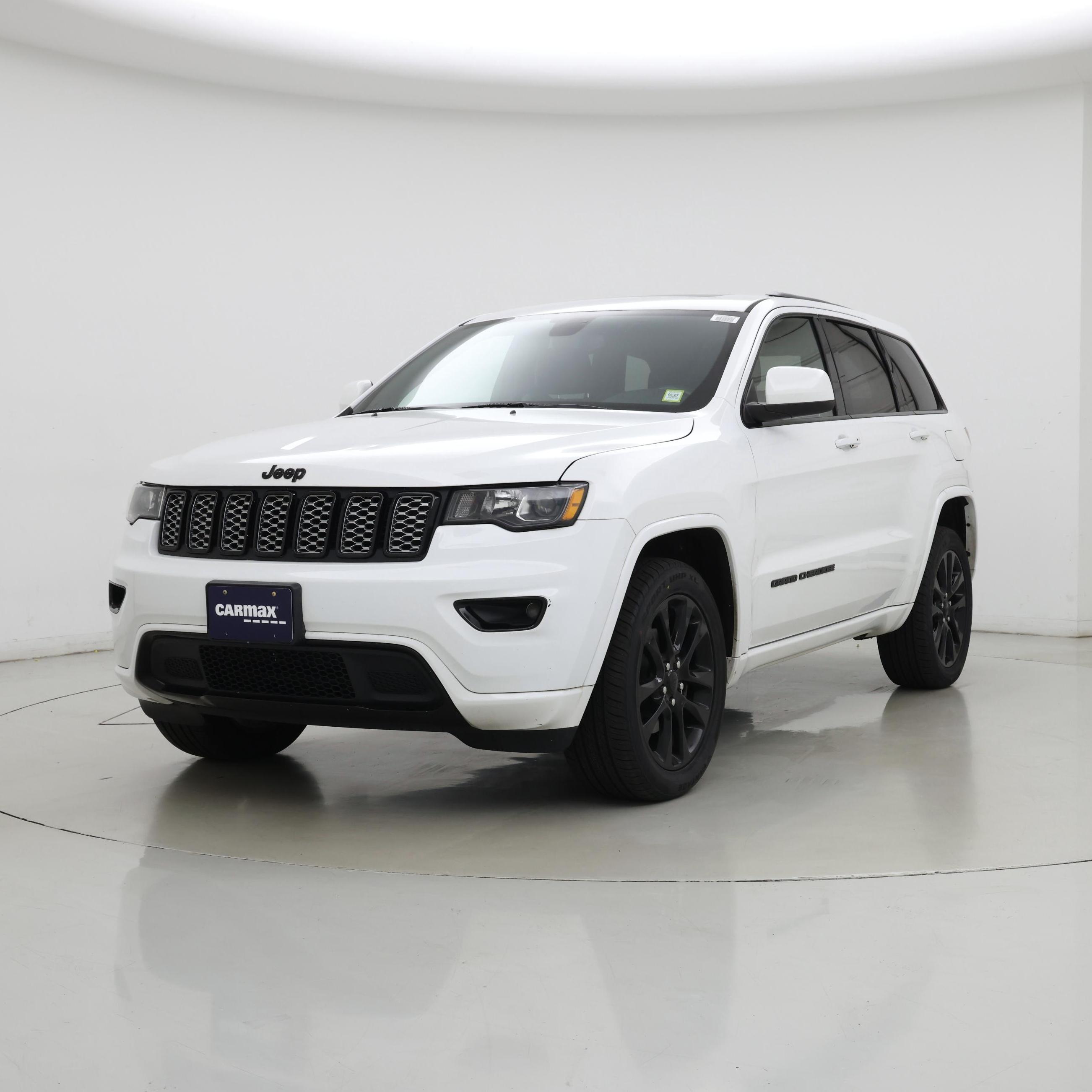 Thumbnail: 2019 Jeep Grand Cherokee - 4