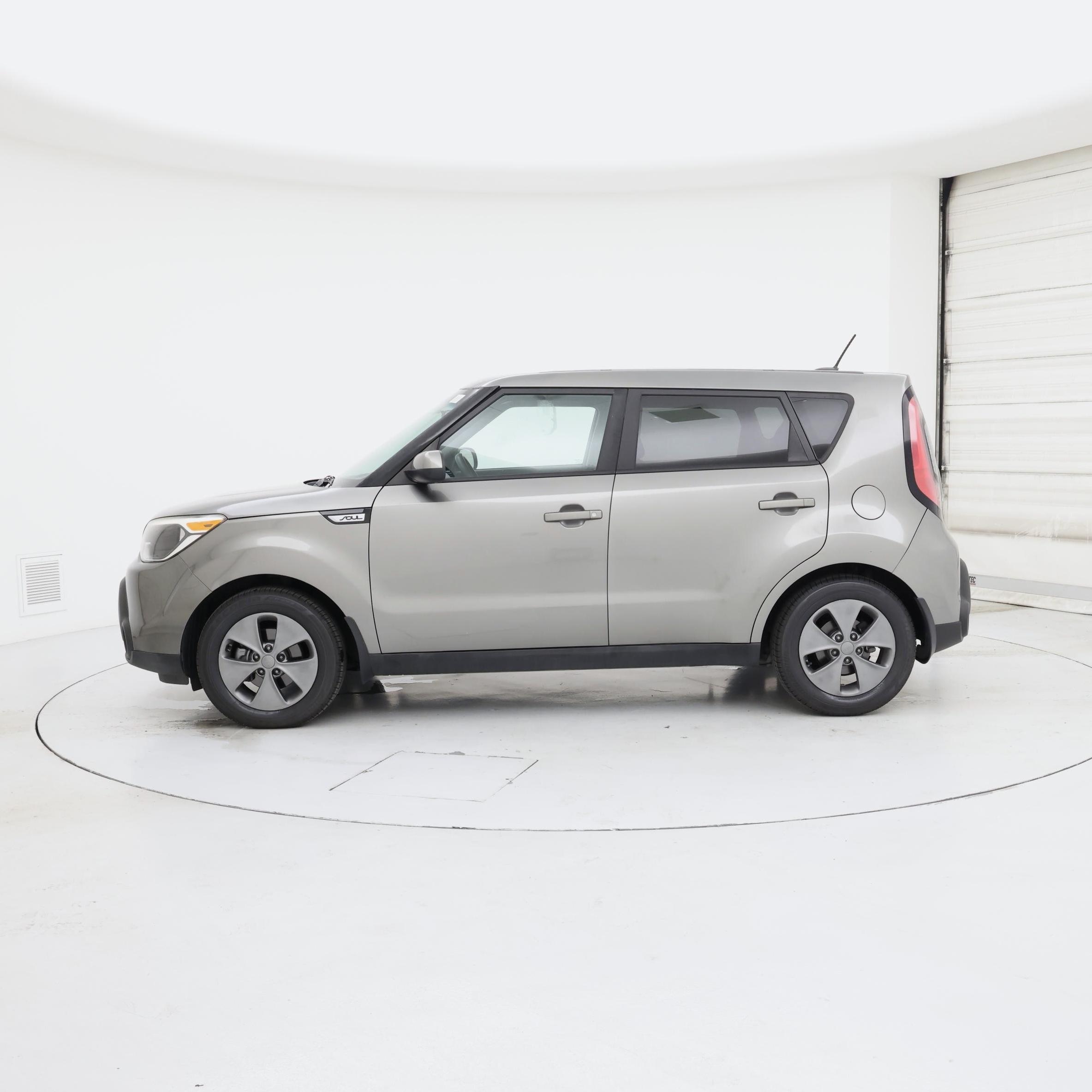 Thumbnail: 2016 Kia Soul - 3