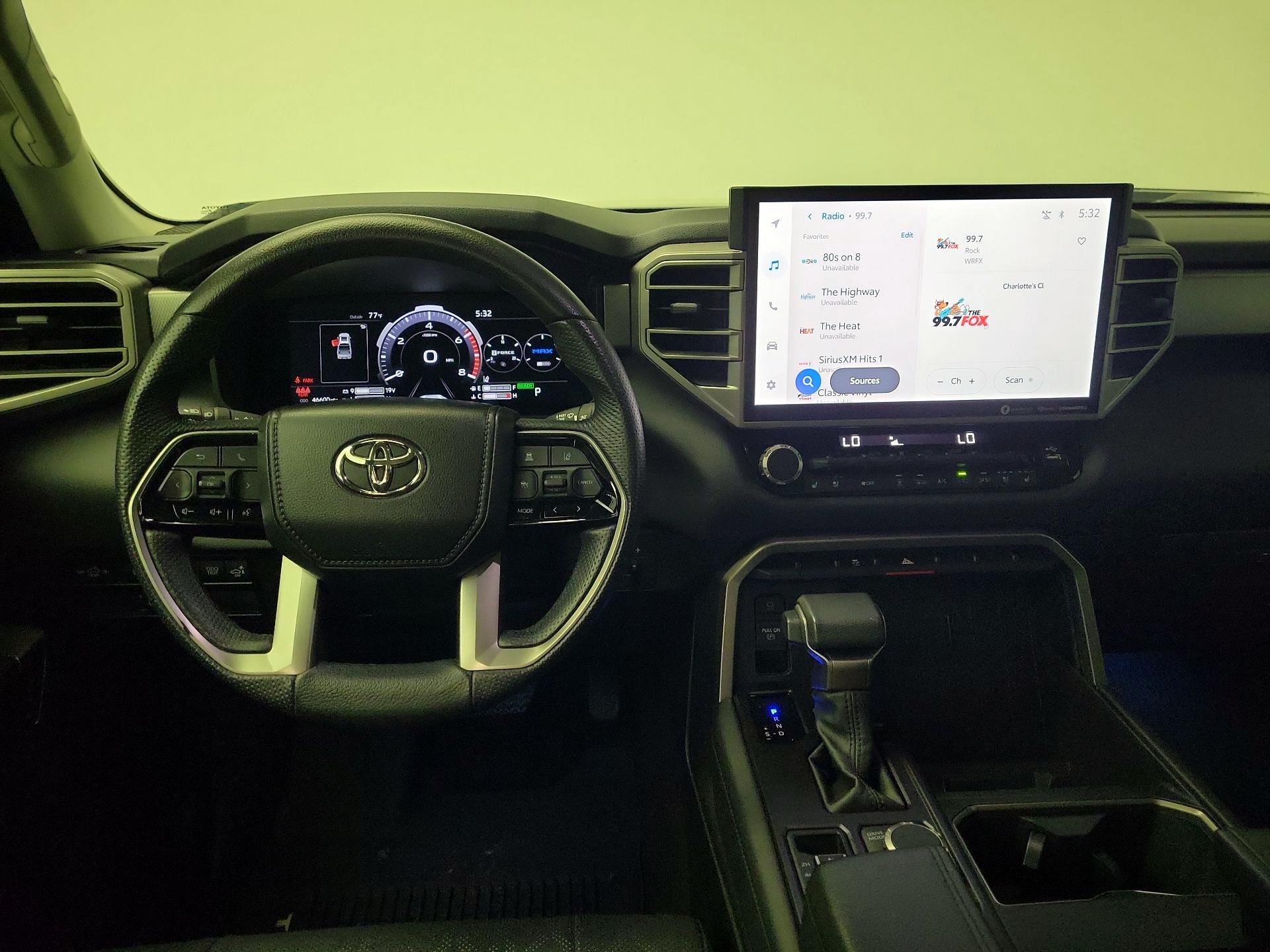 Thumbnail: 2024 Toyota Tundra - 10