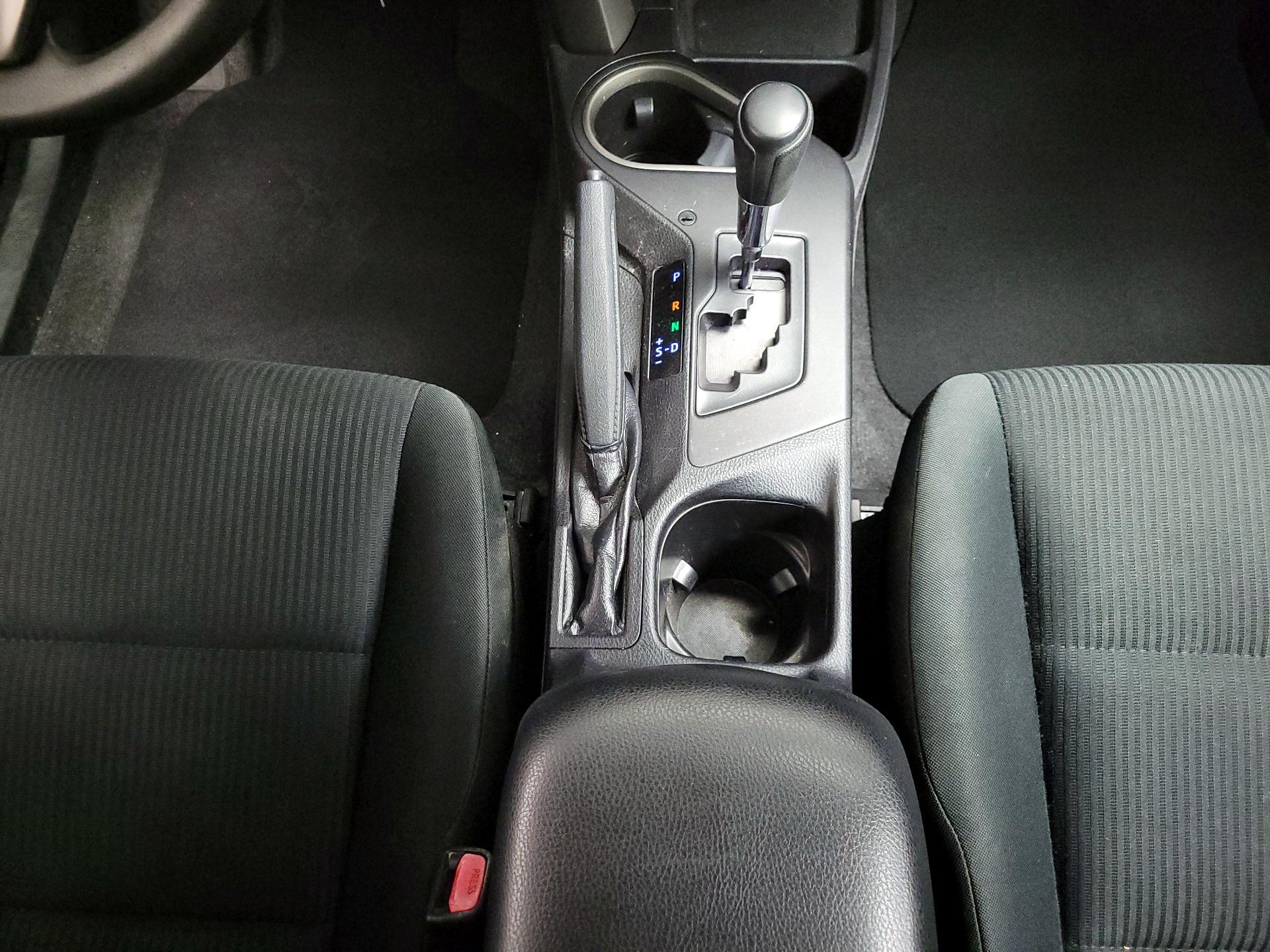 Thumbnail: 2016 Toyota RAV4 - 17