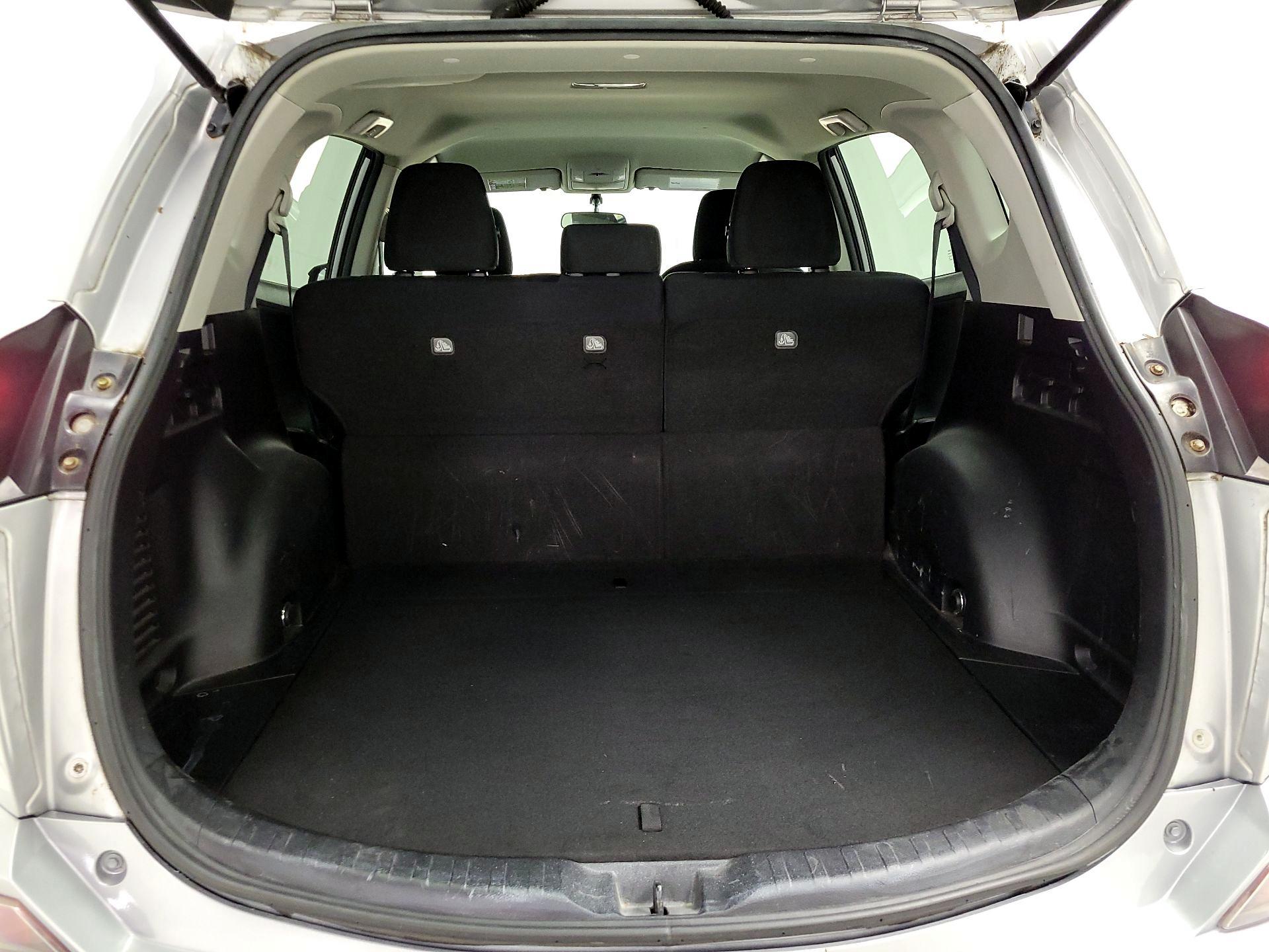 Thumbnail: 2016 Toyota RAV4 - 20