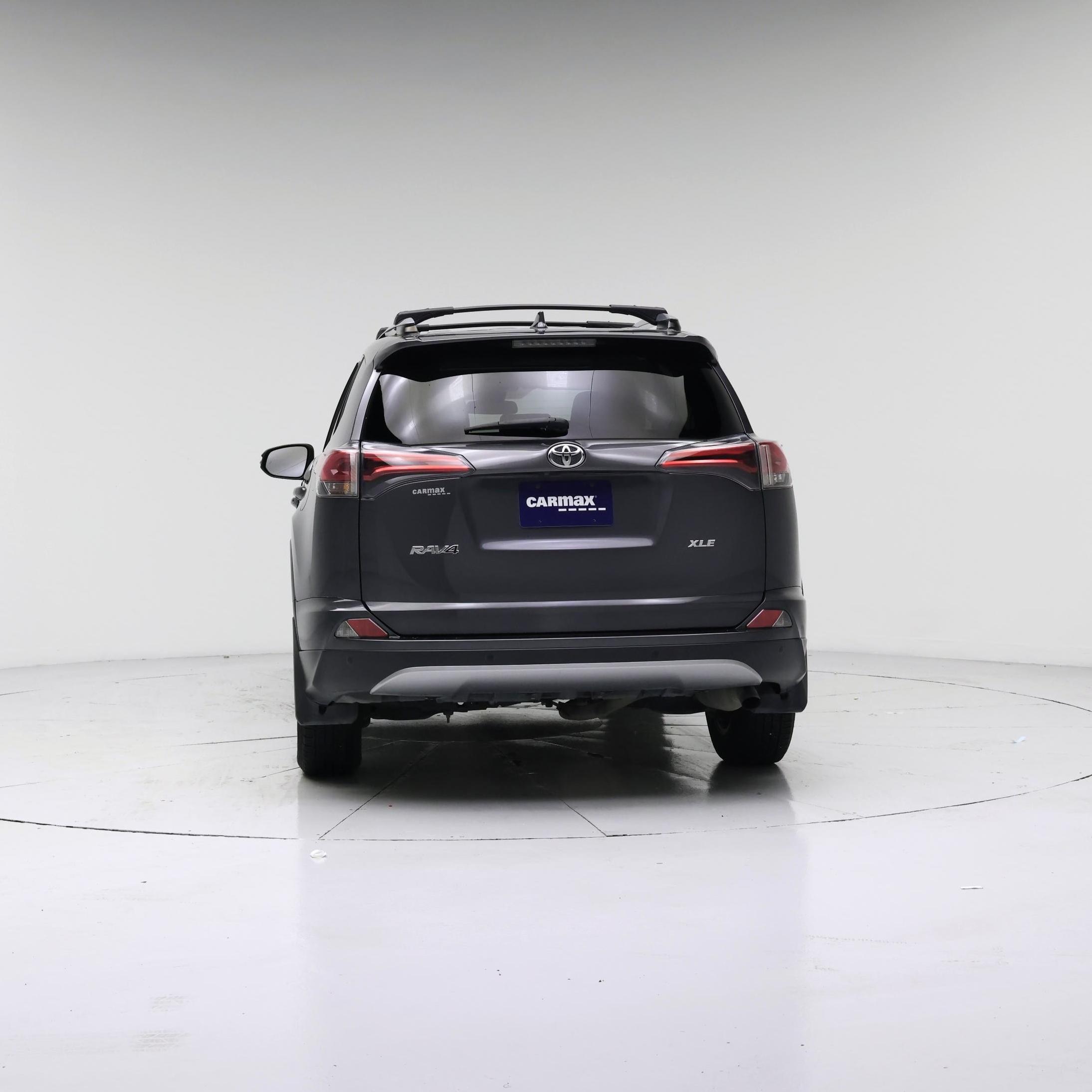 Thumbnail: 2018 Toyota RAV4 - 6