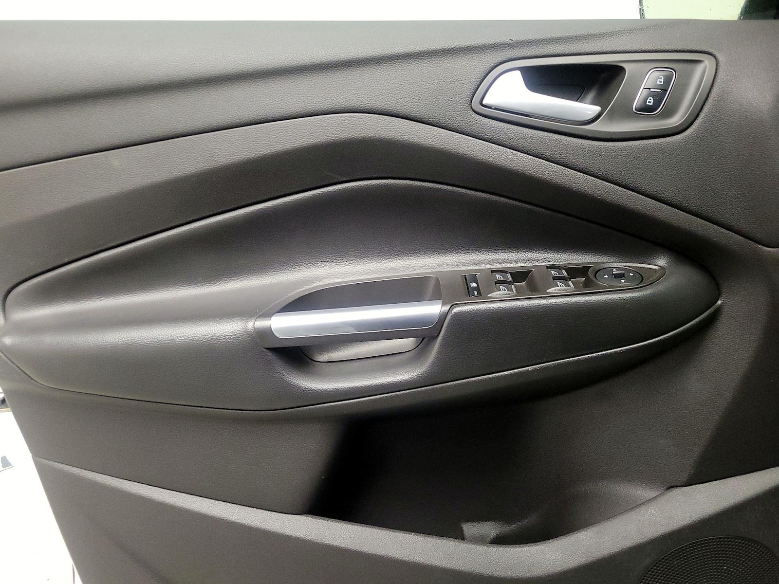 2019 Ford Escape SE - Photo 13