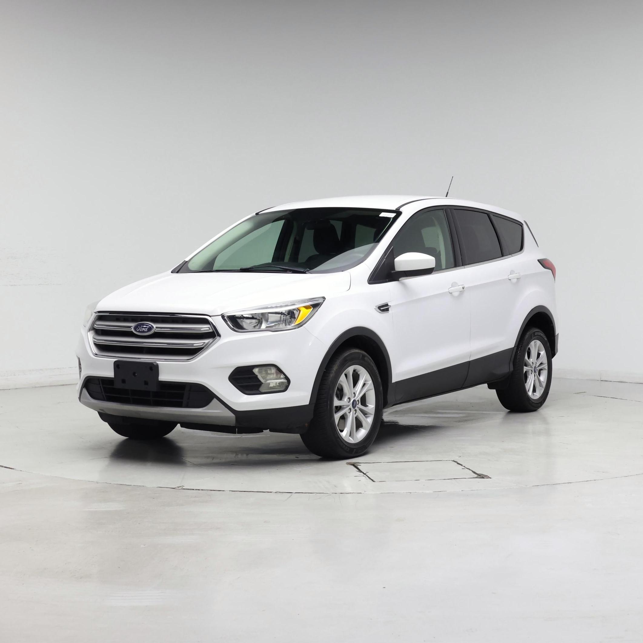 Thumbnail: 2019 Ford Escape - 4