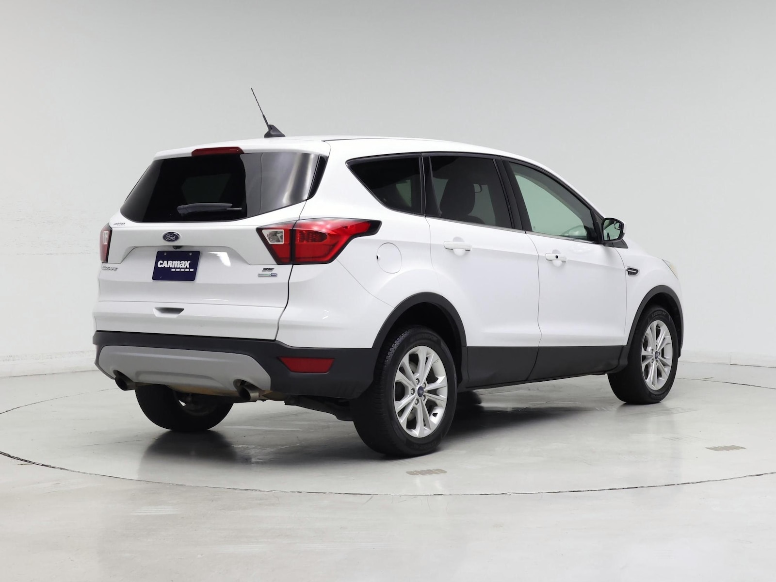2019 Ford Escape SE - Photo 9