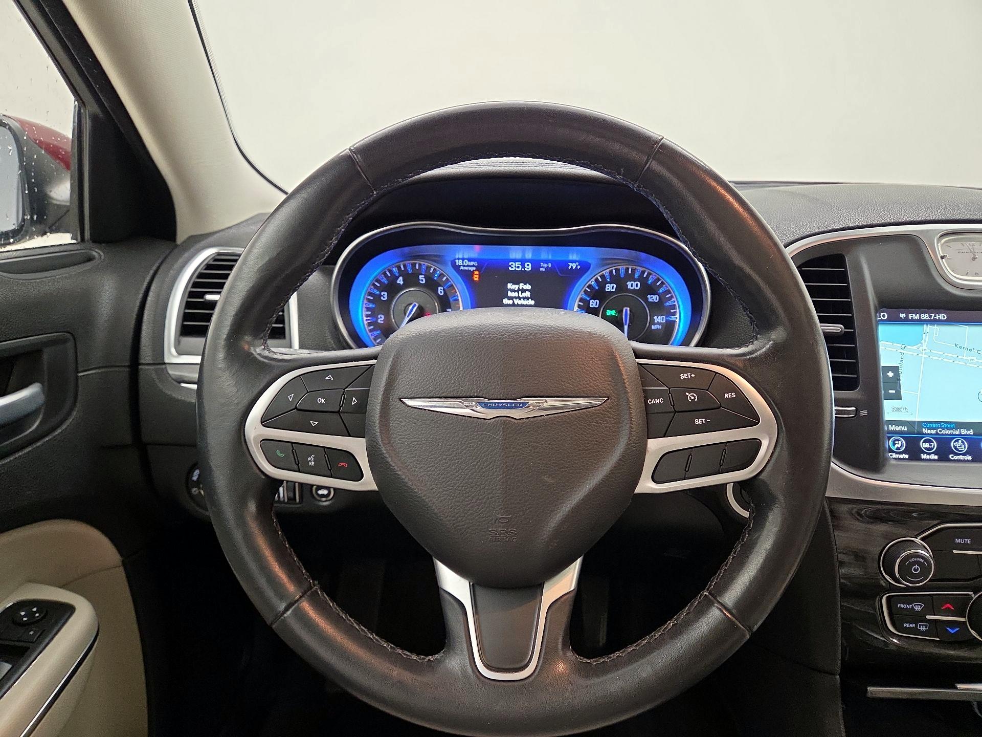 Thumbnail: 2018 Chrysler 300 - 10