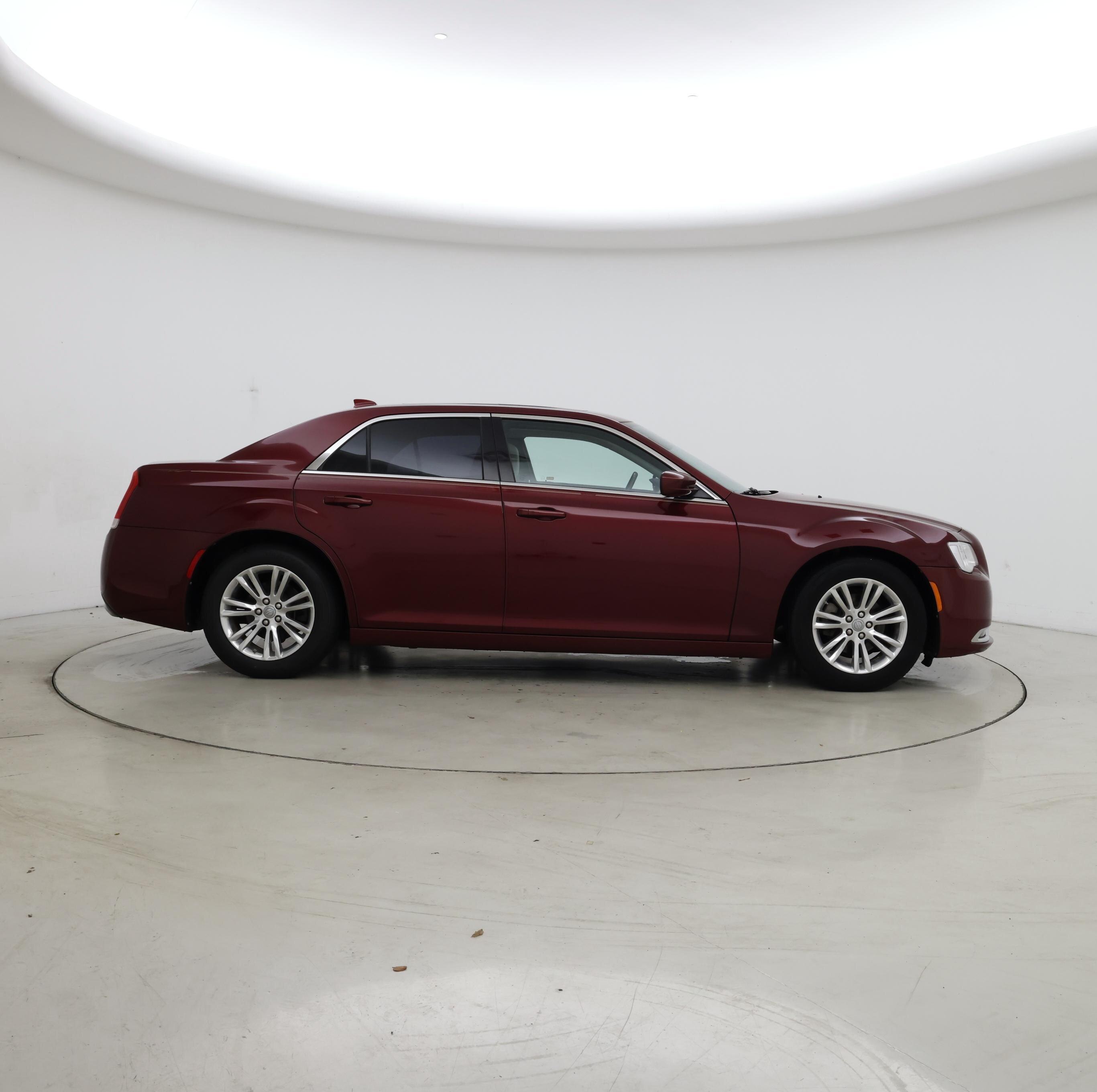Thumbnail: 2018 Chrysler 300 - 7