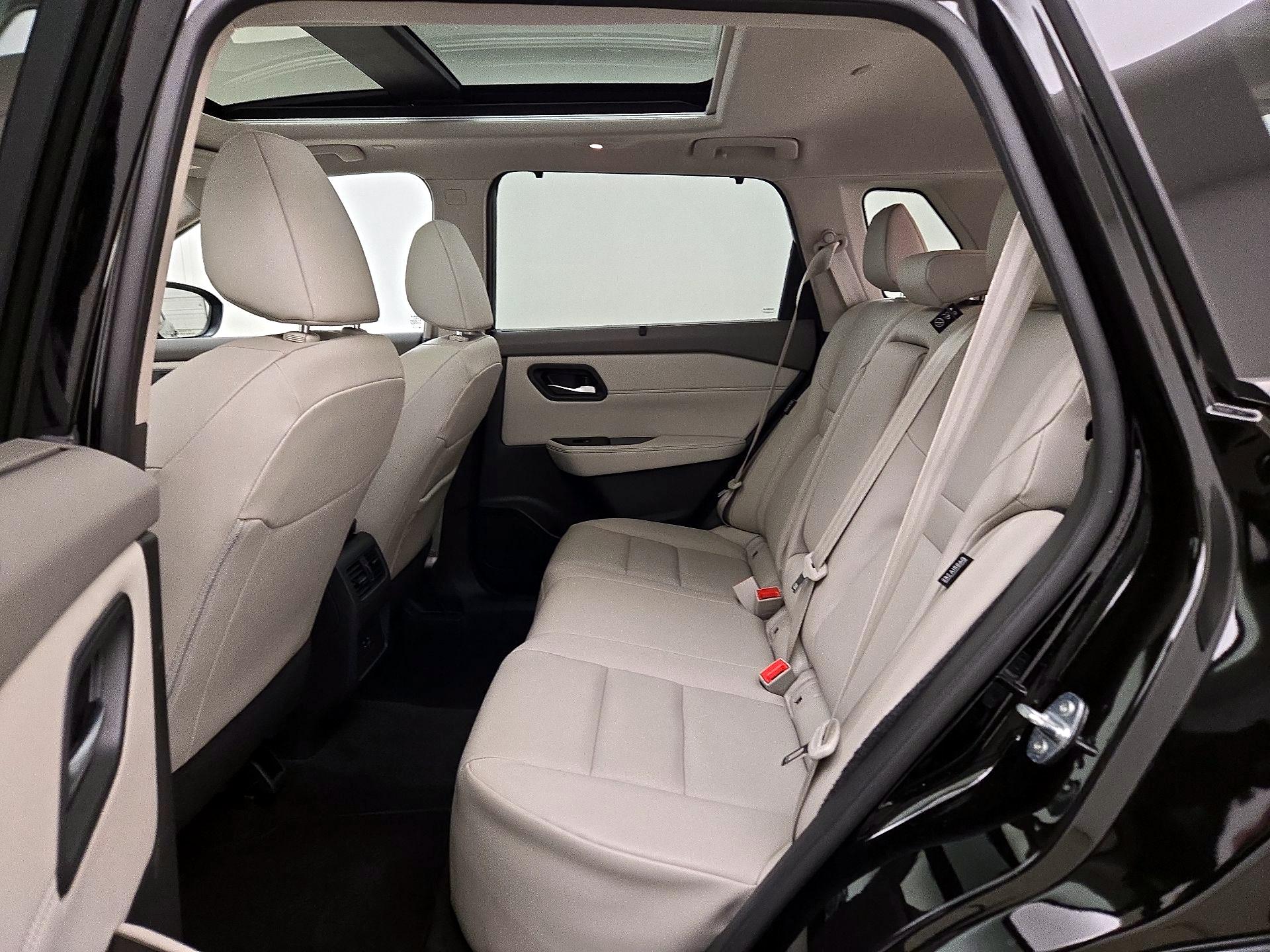 Thumbnail: 2023 Nissan Rogue - 20