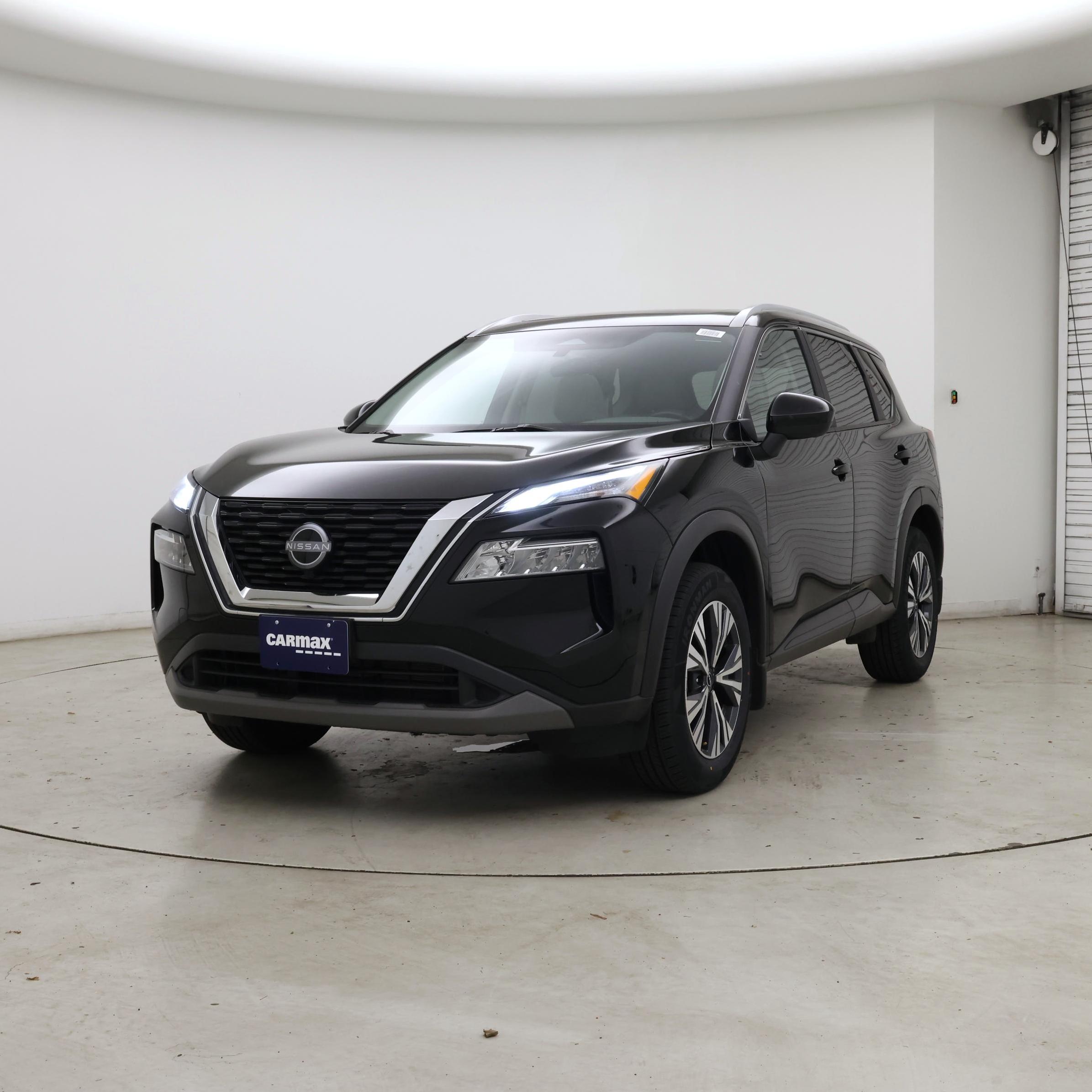 Thumbnail: 2023 Nissan Rogue - 4