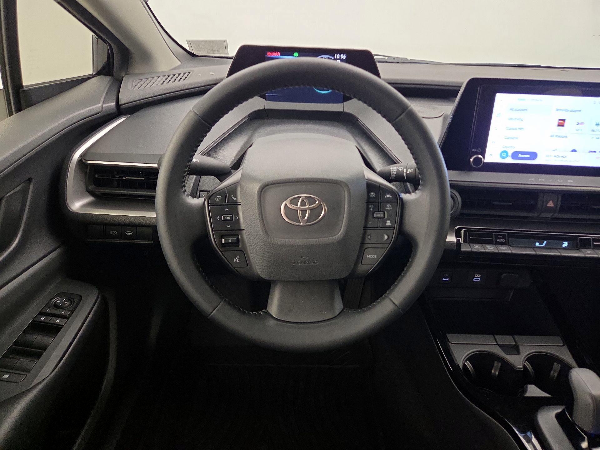 Thumbnail: 2024 Toyota Prius - 10