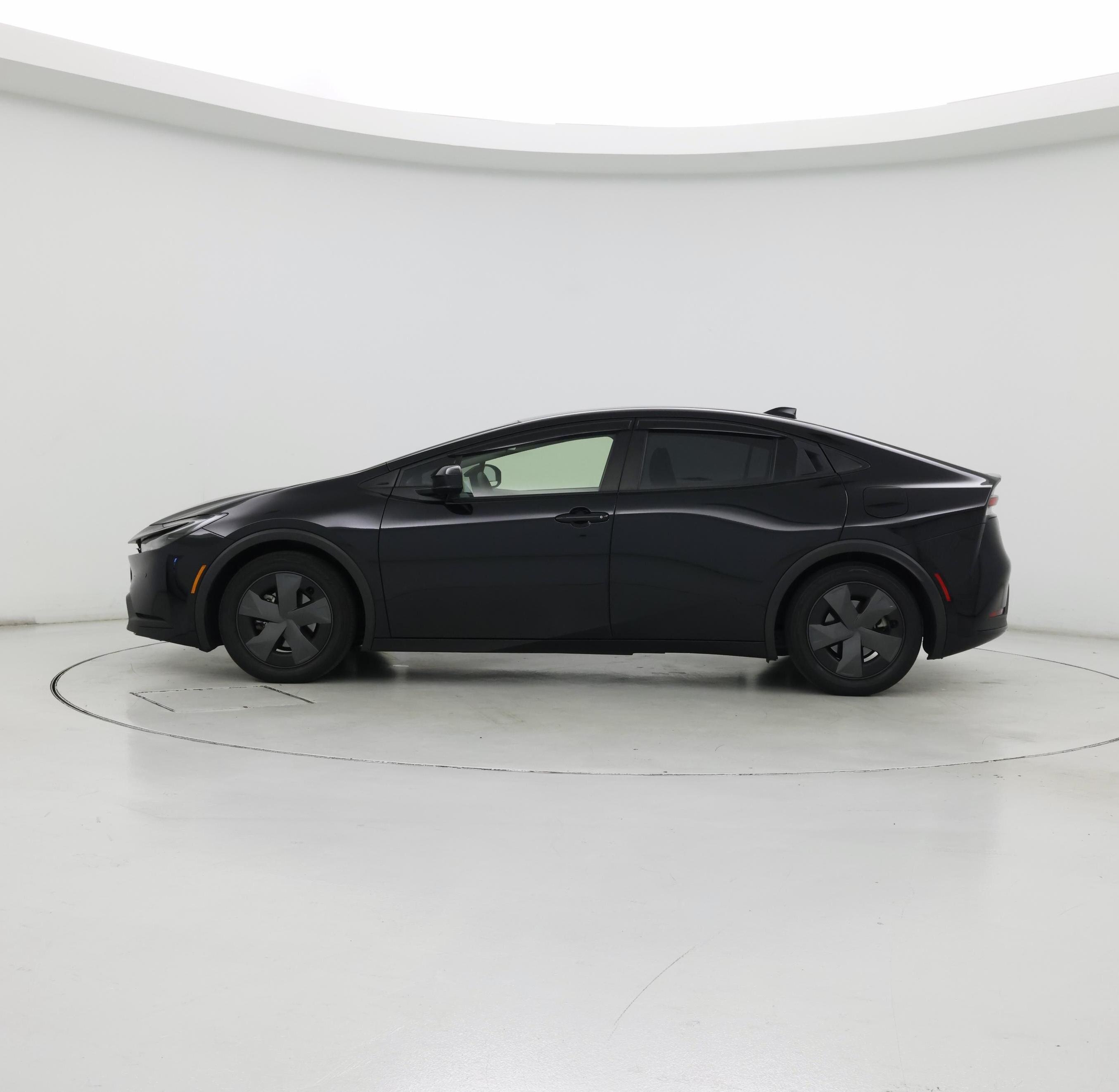 Thumbnail: 2024 Toyota Prius - 3