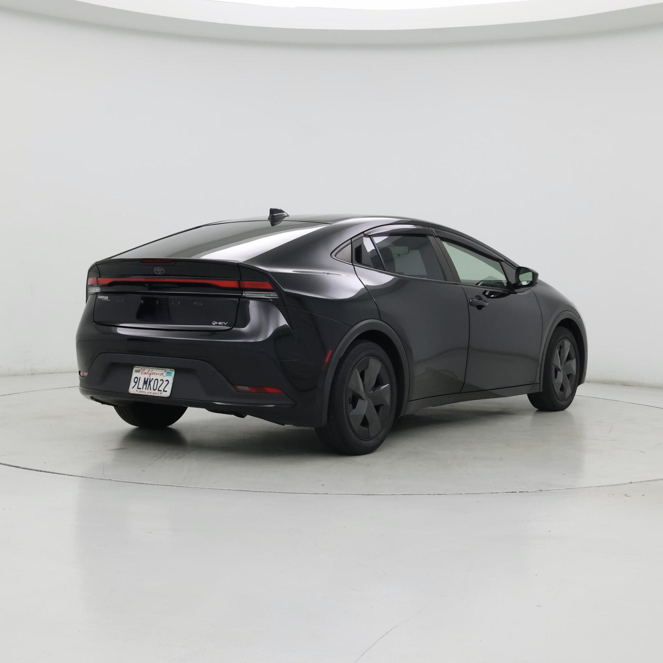 Thumbnail: 2024 Toyota Prius - 8