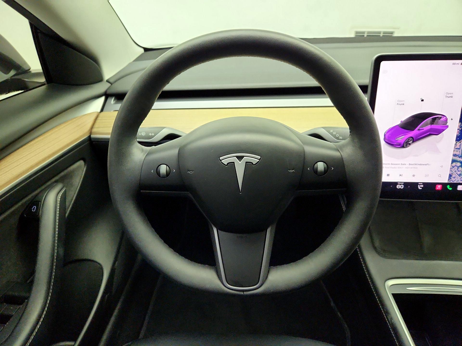 Thumbnail: 2023 Tesla Model 3 - 10