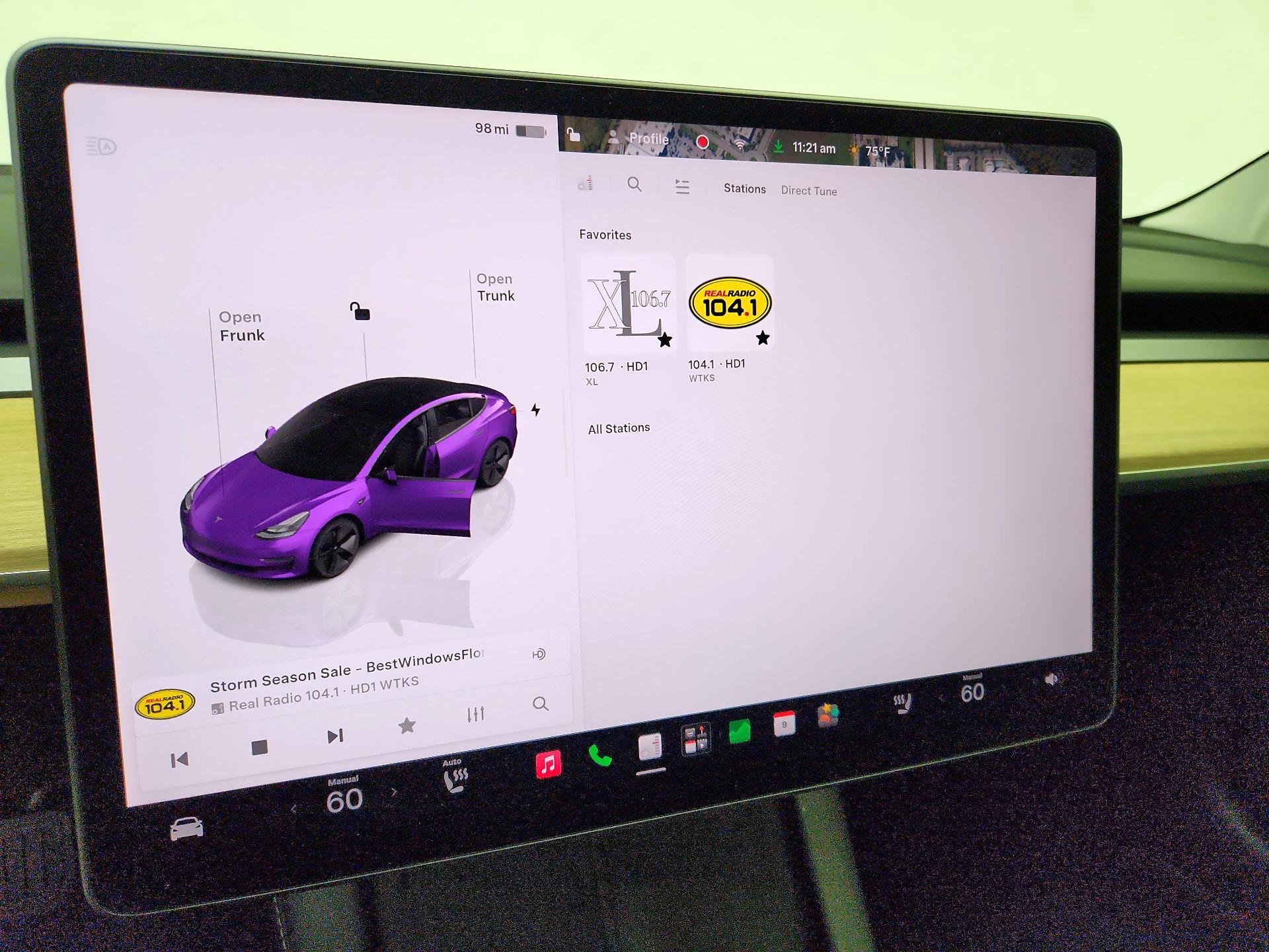 Thumbnail: 2023 Tesla Model 3 - 16