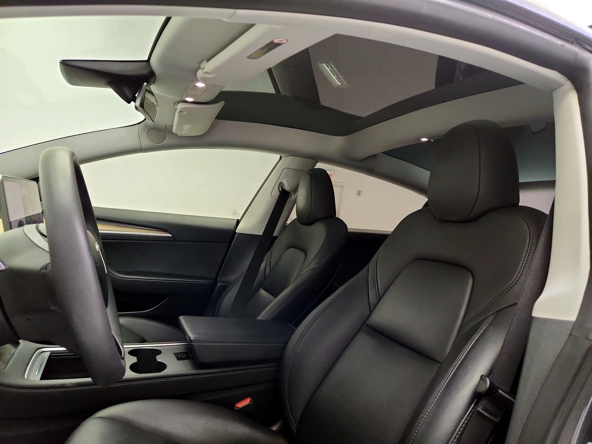 Thumbnail: 2023 Tesla Model 3 - 20