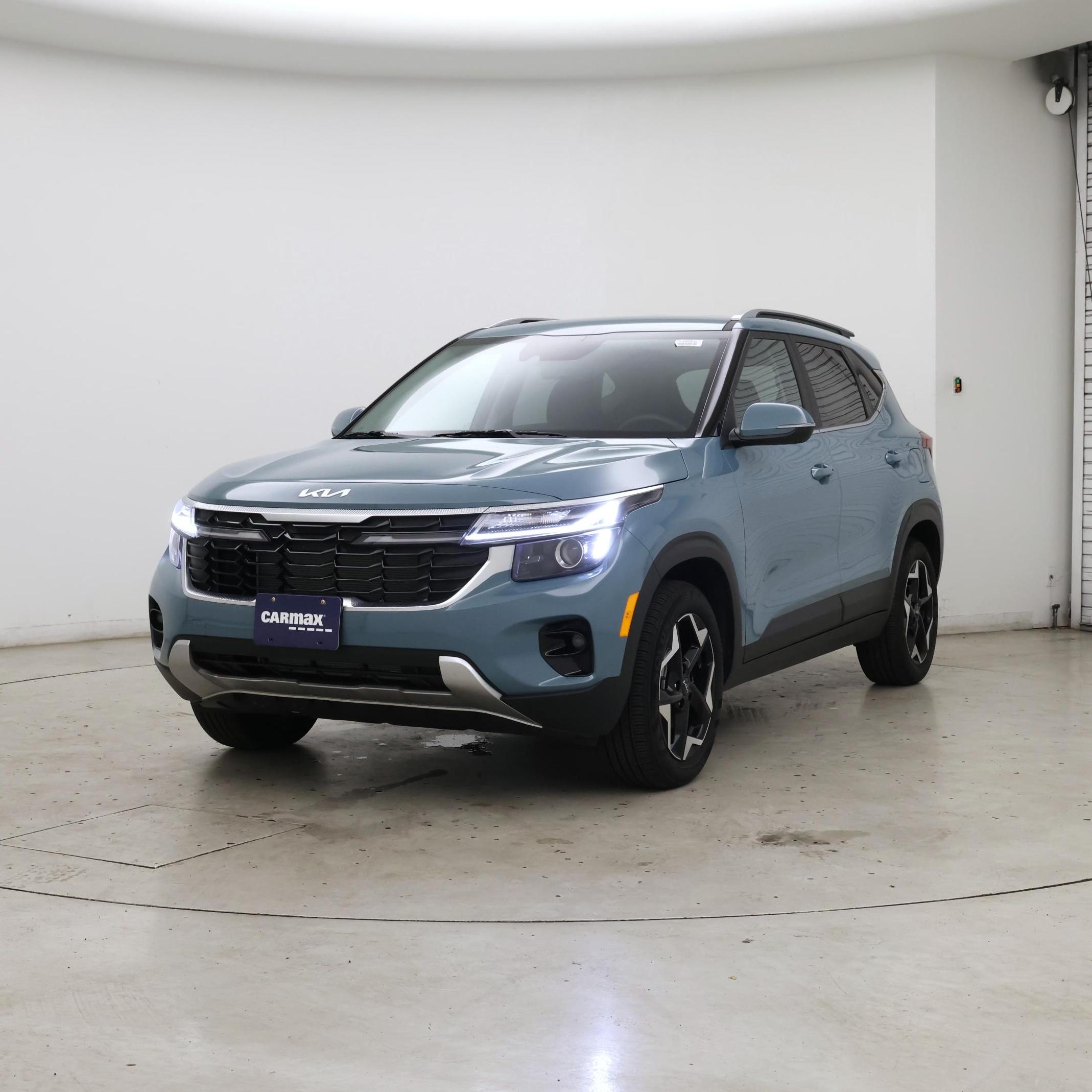 Thumbnail: 2025 Kia Seltos - 4