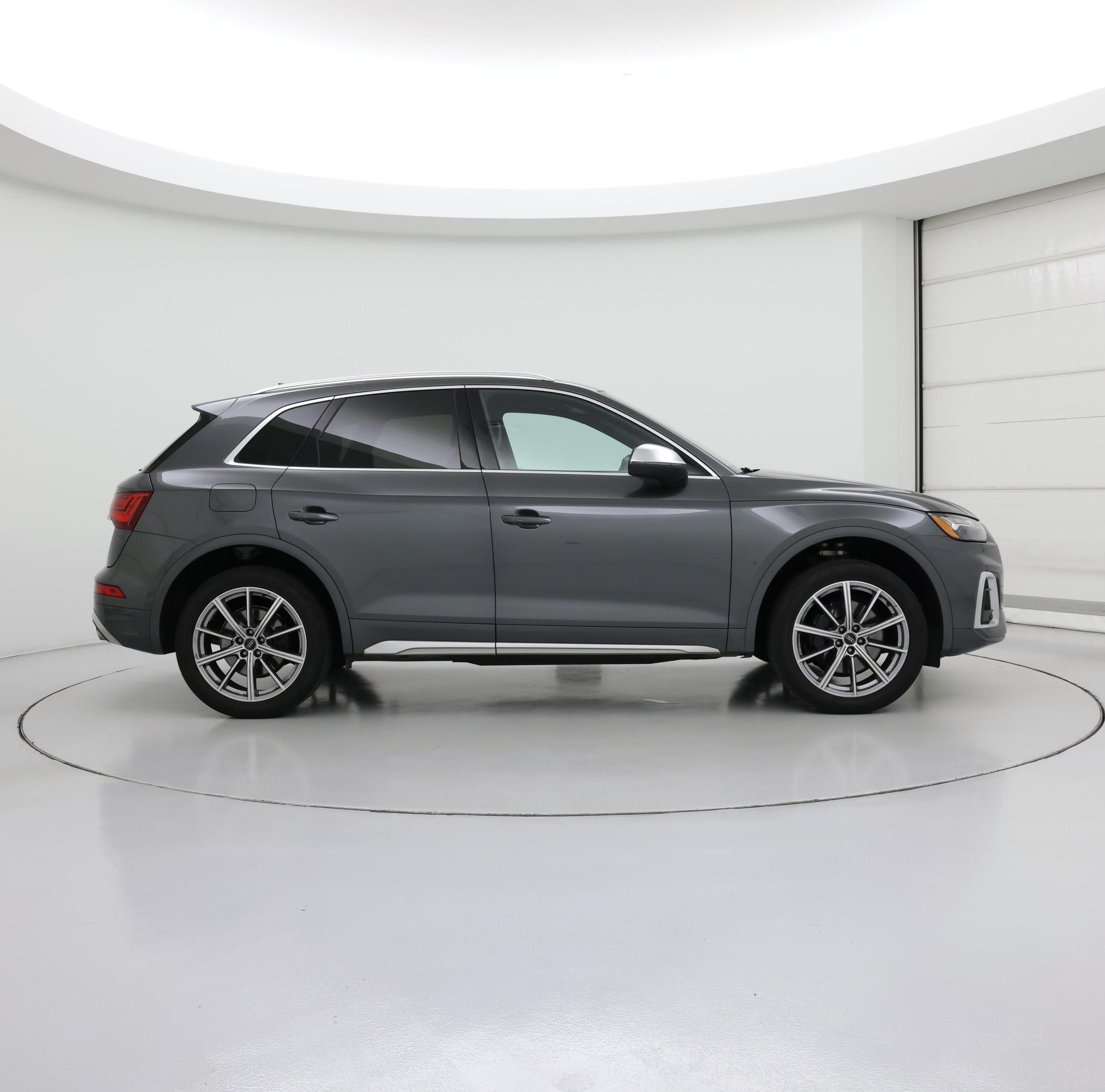 Thumbnail: 2022 Audi SQ5 - 7