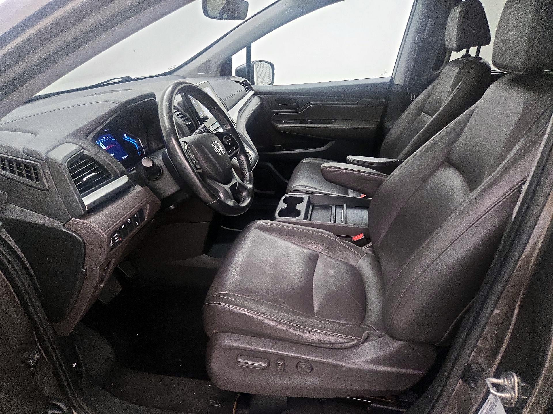 Thumbnail: 2019 Honda Odyssey - 11