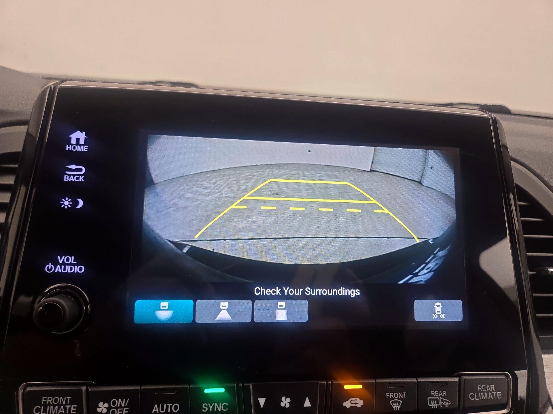 Thumbnail: 2019 Honda Odyssey - 14