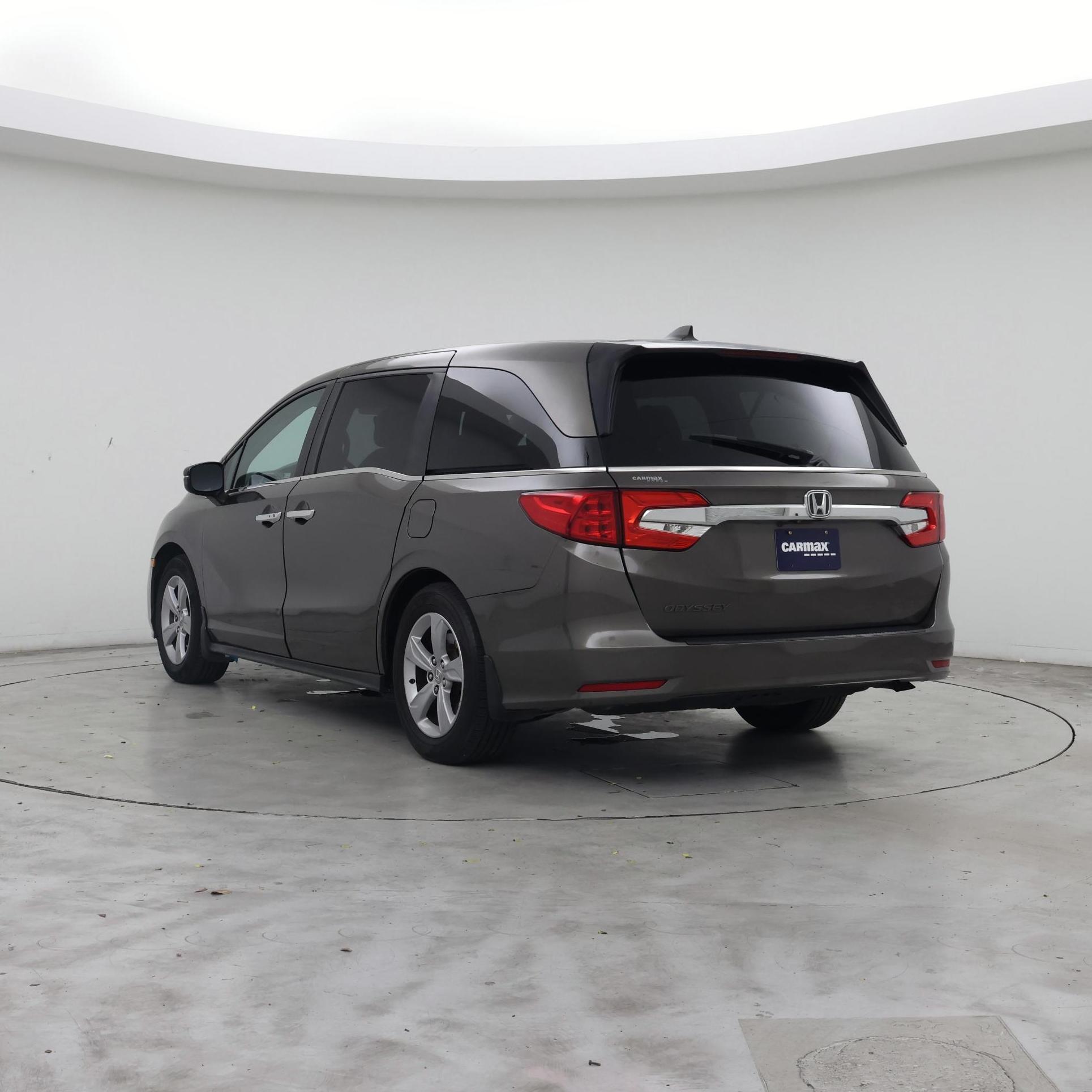 Thumbnail: 2019 Honda Odyssey - 2