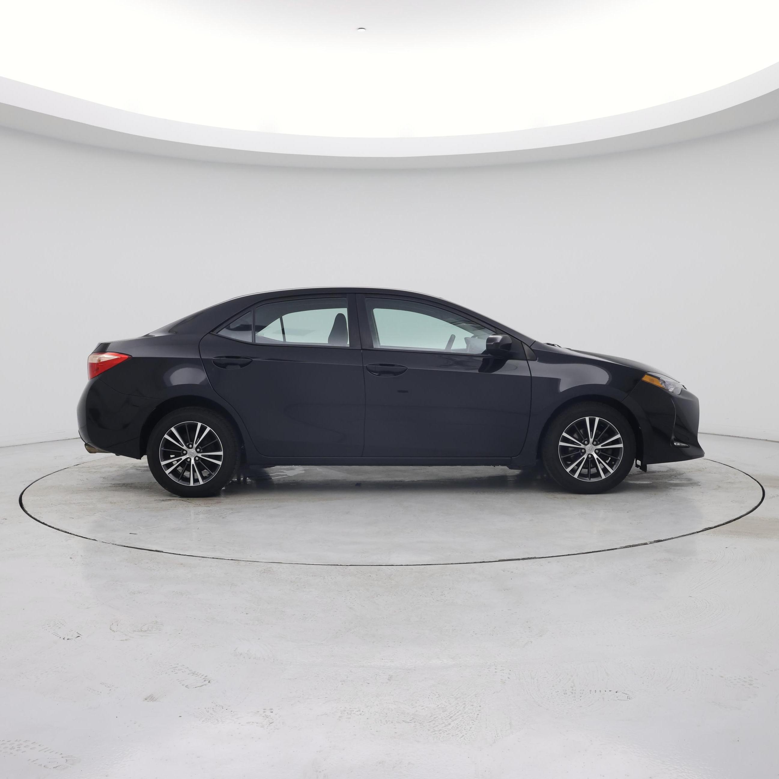 Thumbnail: 2018 Toyota Corolla - 7