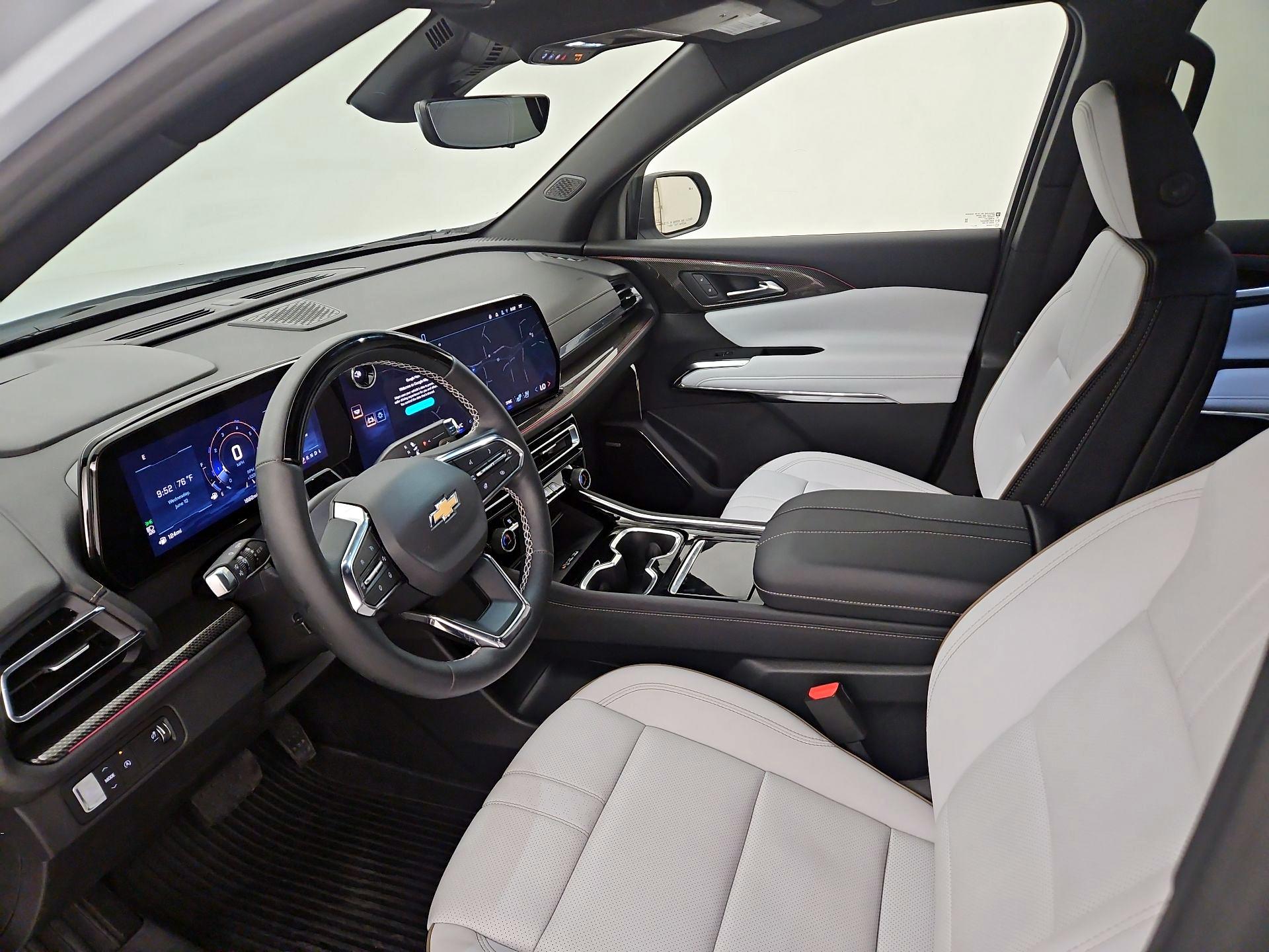 Thumbnail: 2026 Chevrolet Traverse - 11