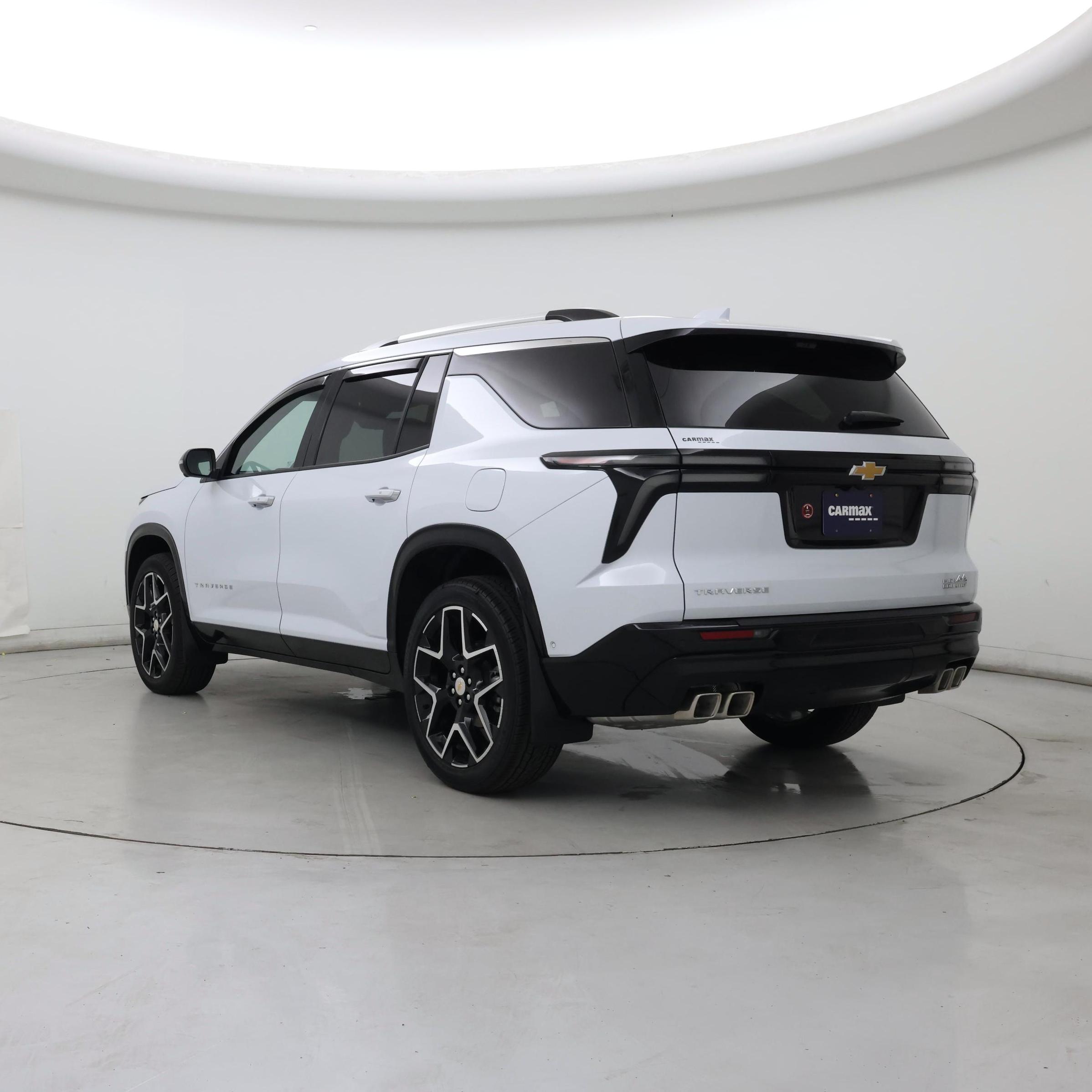 Thumbnail: 2026 Chevrolet Traverse - 2