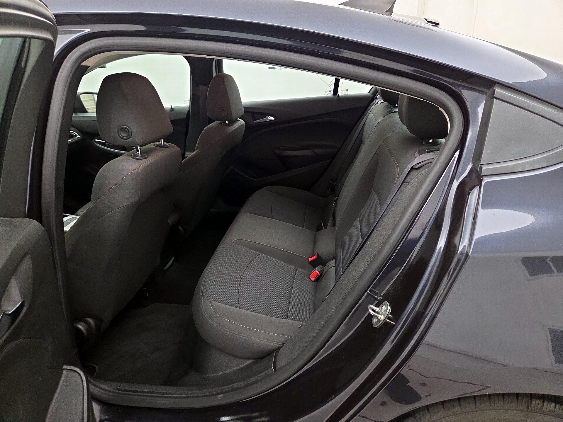 Thumbnail: 2016 Chevrolet Cruze - 19
