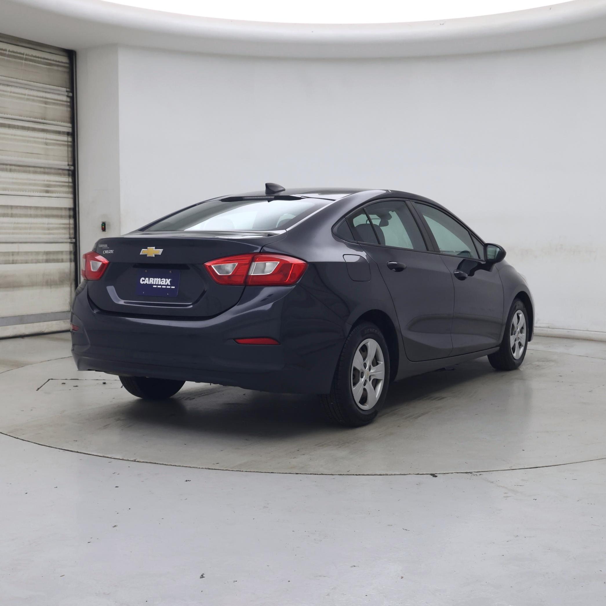 Thumbnail: 2016 Chevrolet Cruze - 8