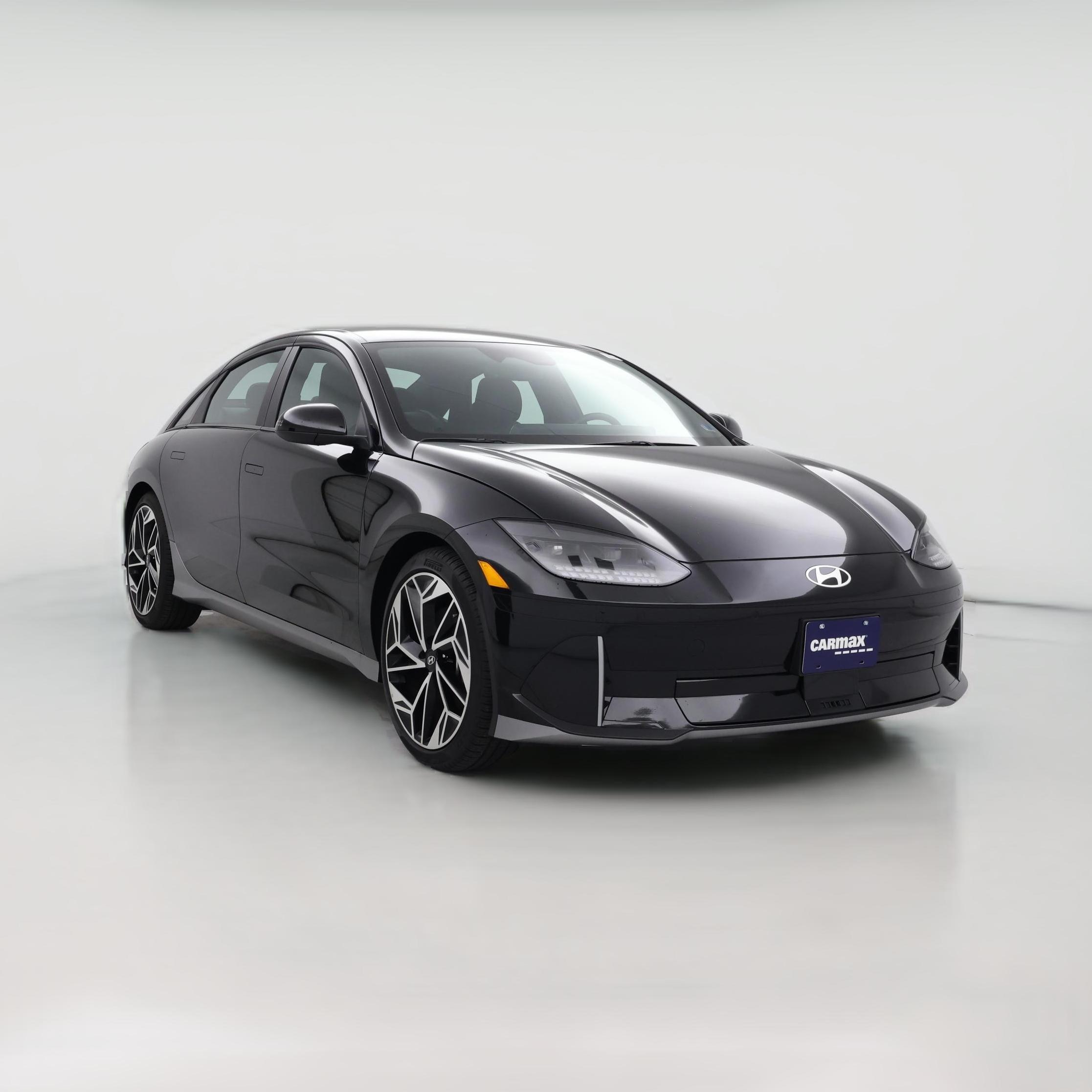 Thumbnail: 2023 Hyundai Ioniq 6 - 1