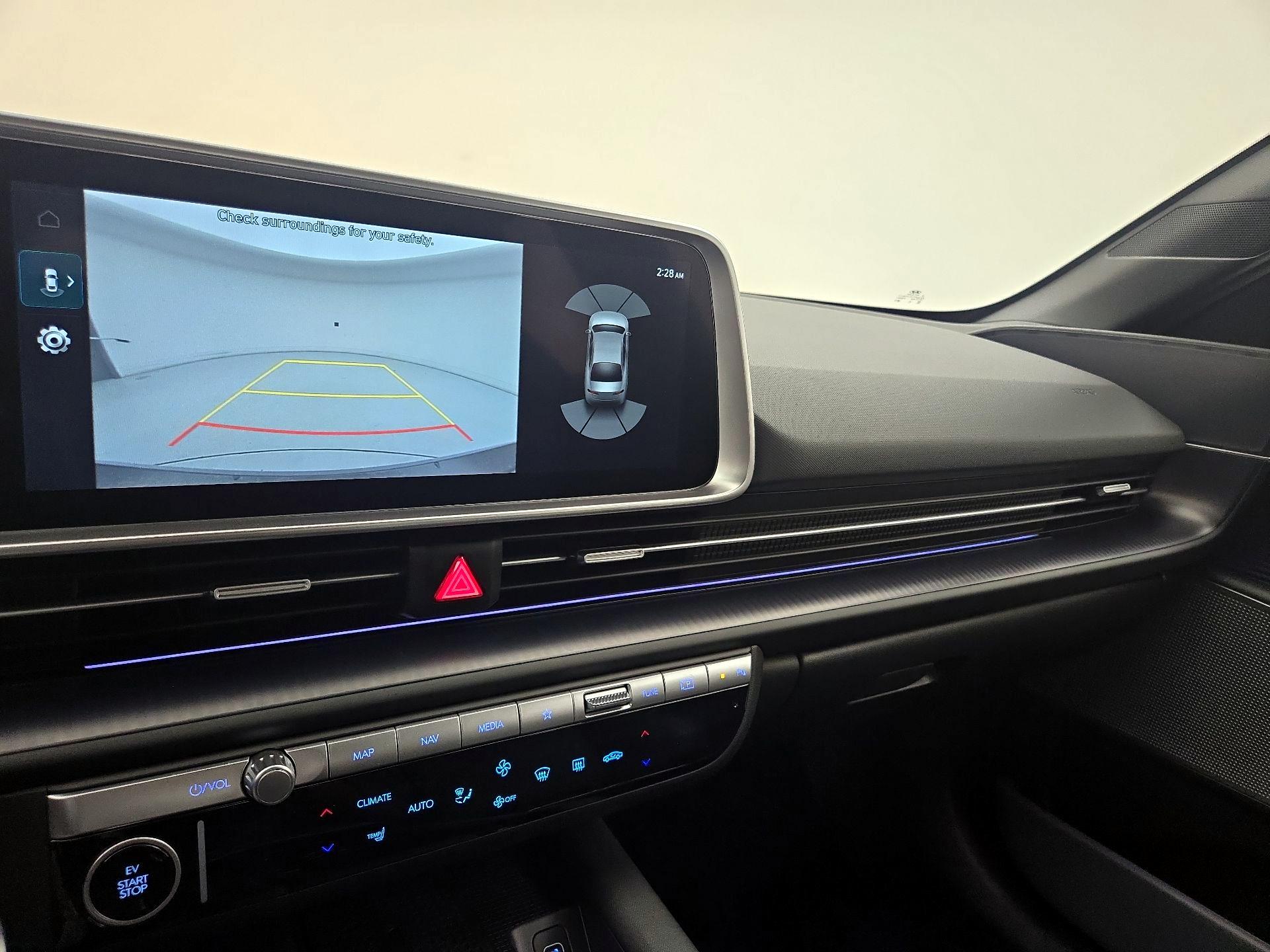 Thumbnail: 2023 Hyundai Ioniq 6 - 15