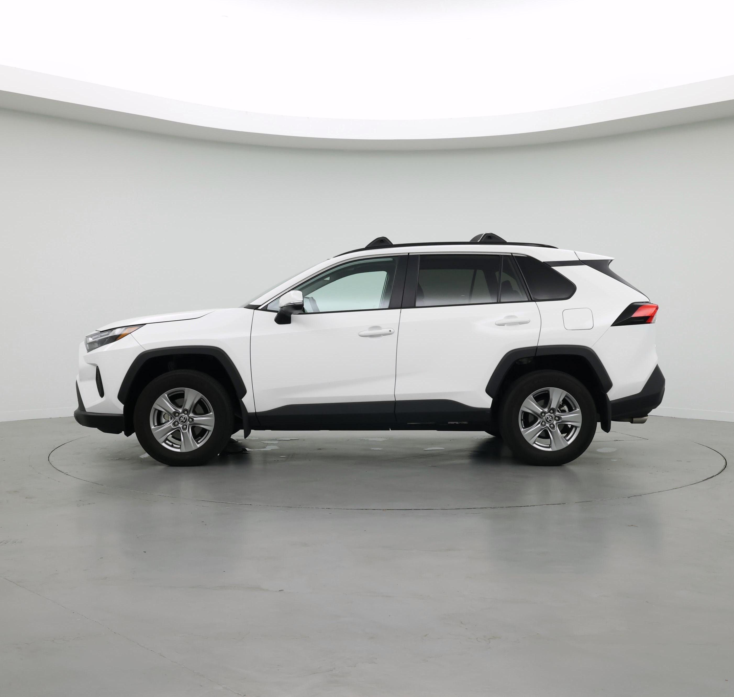 Thumbnail: 2025 Toyota RAV4 - 3