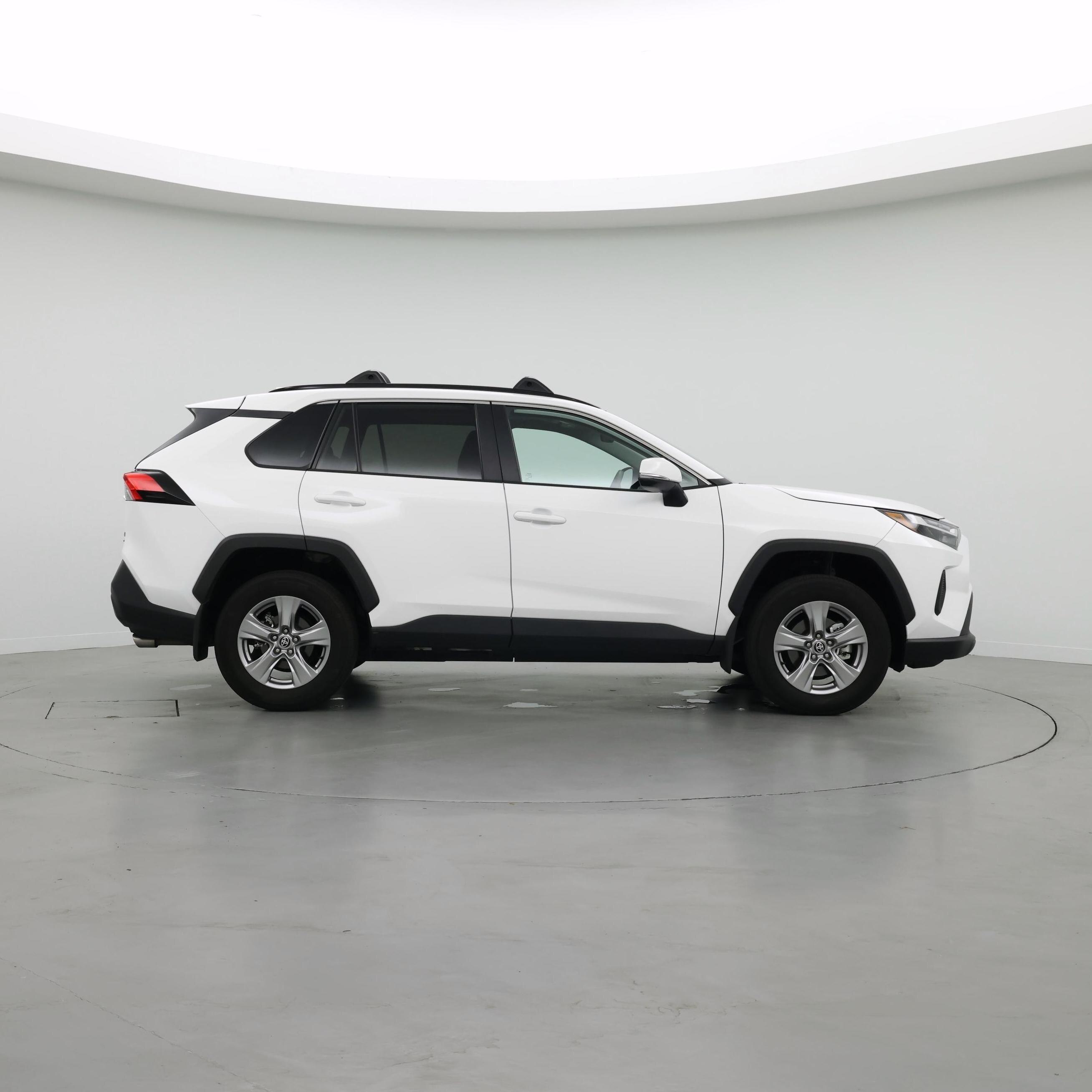Thumbnail: 2025 Toyota RAV4 - 7
