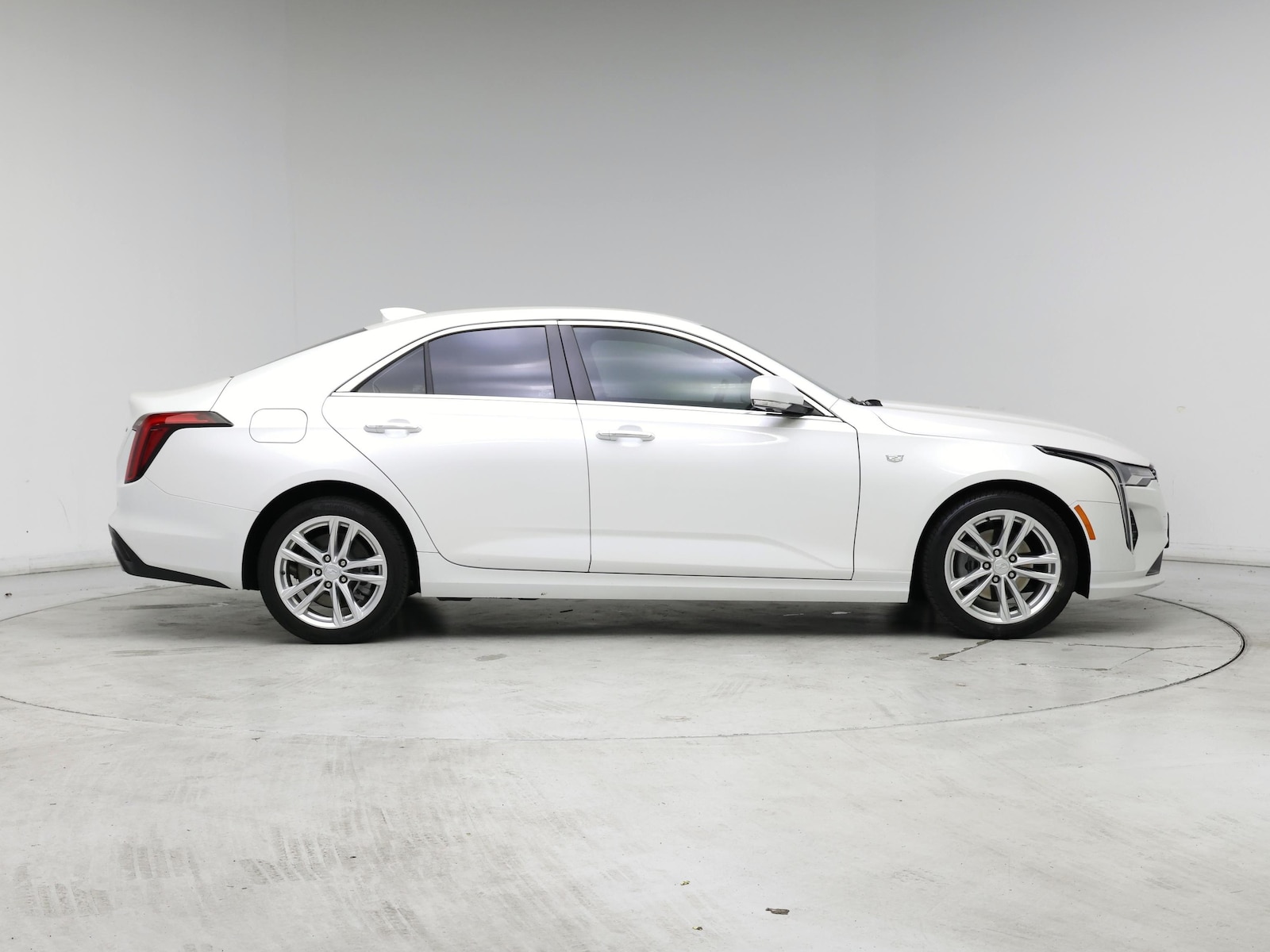 2024 Cadillac CT4 Luxury - Photo 8