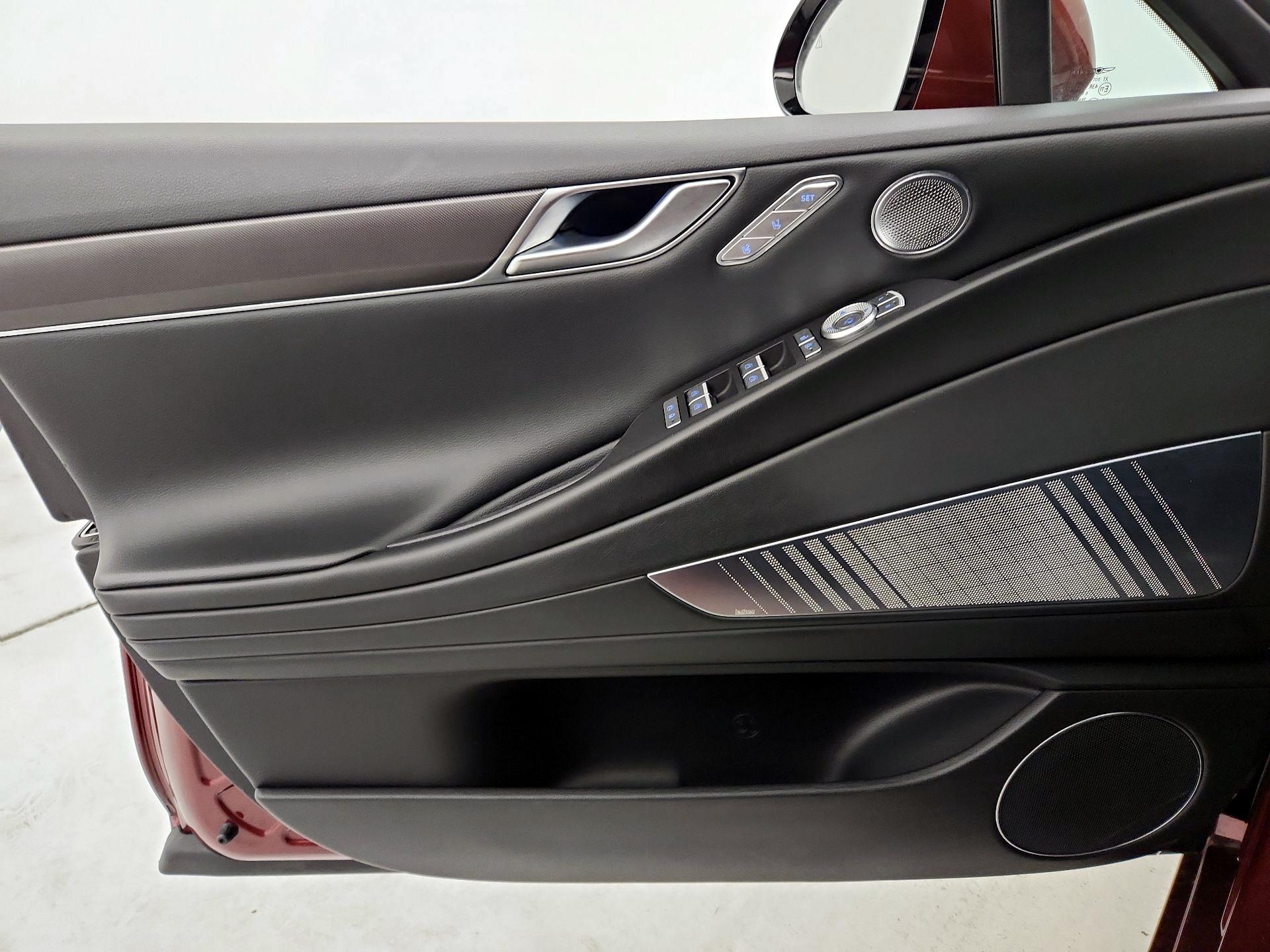 Thumbnail: 2023 Genesis G80 - 12
