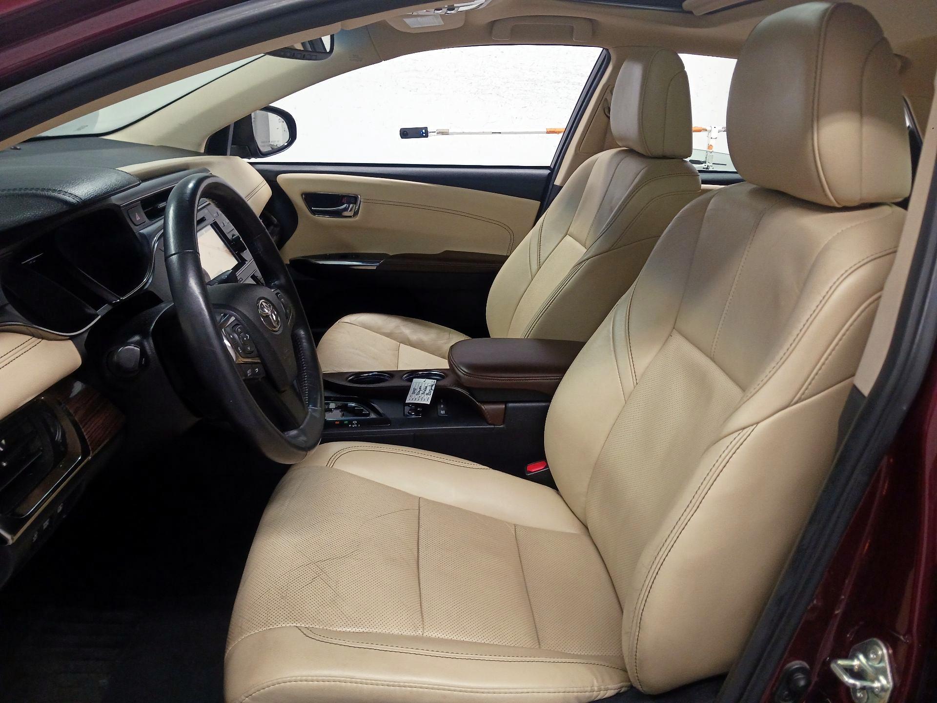 Thumbnail: 2015 Toyota Avalon - 11