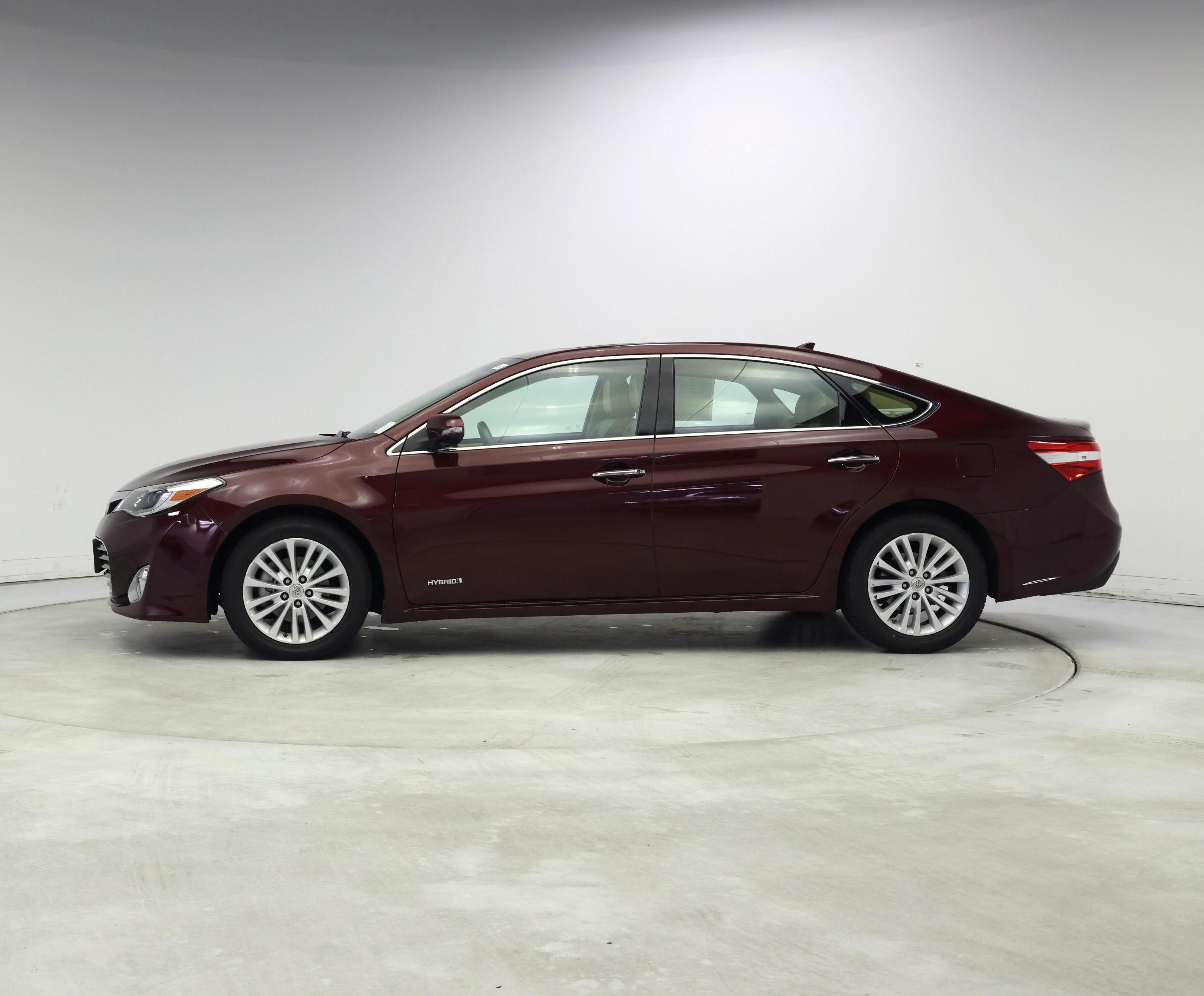 Thumbnail: 2015 Toyota Avalon - 3