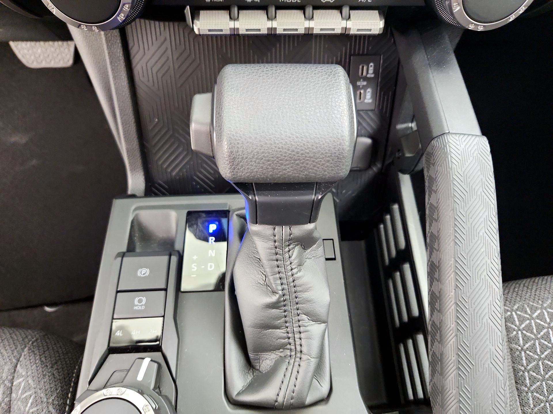 Thumbnail: 2025 Toyota 4Runner - 17