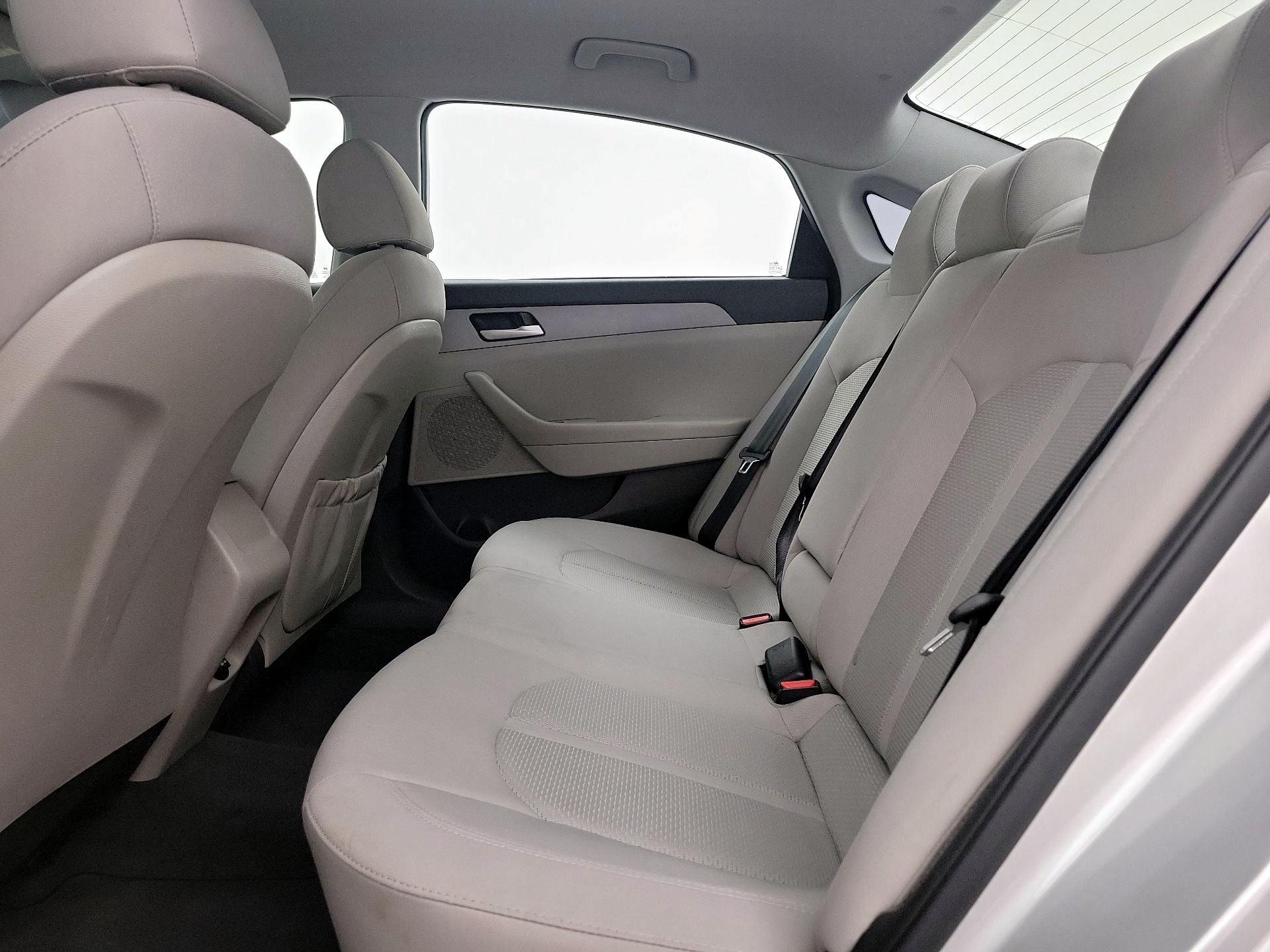 Thumbnail: 2019 Hyundai Sonata - 19