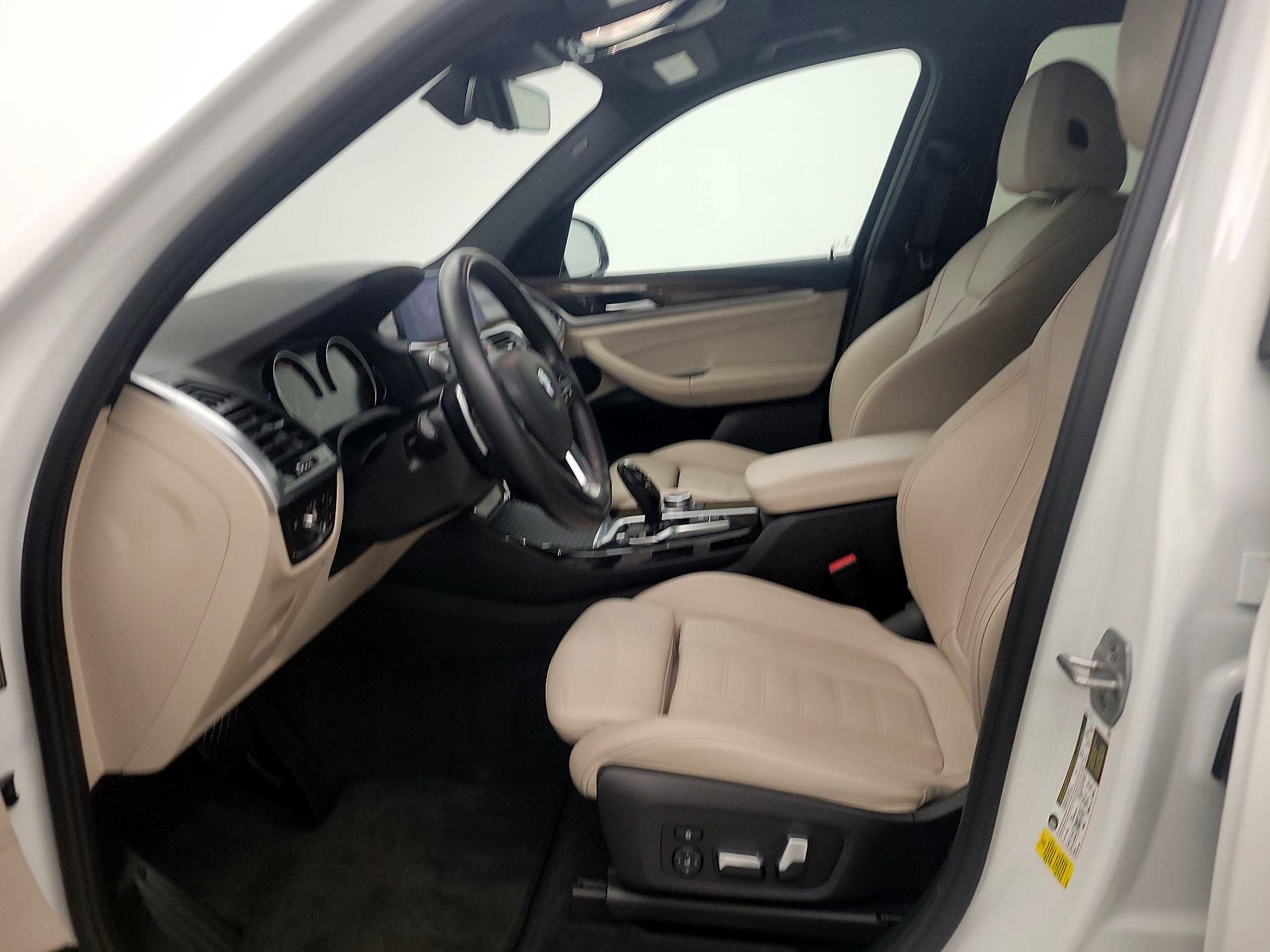 Thumbnail: 2020 BMW X3 - 11