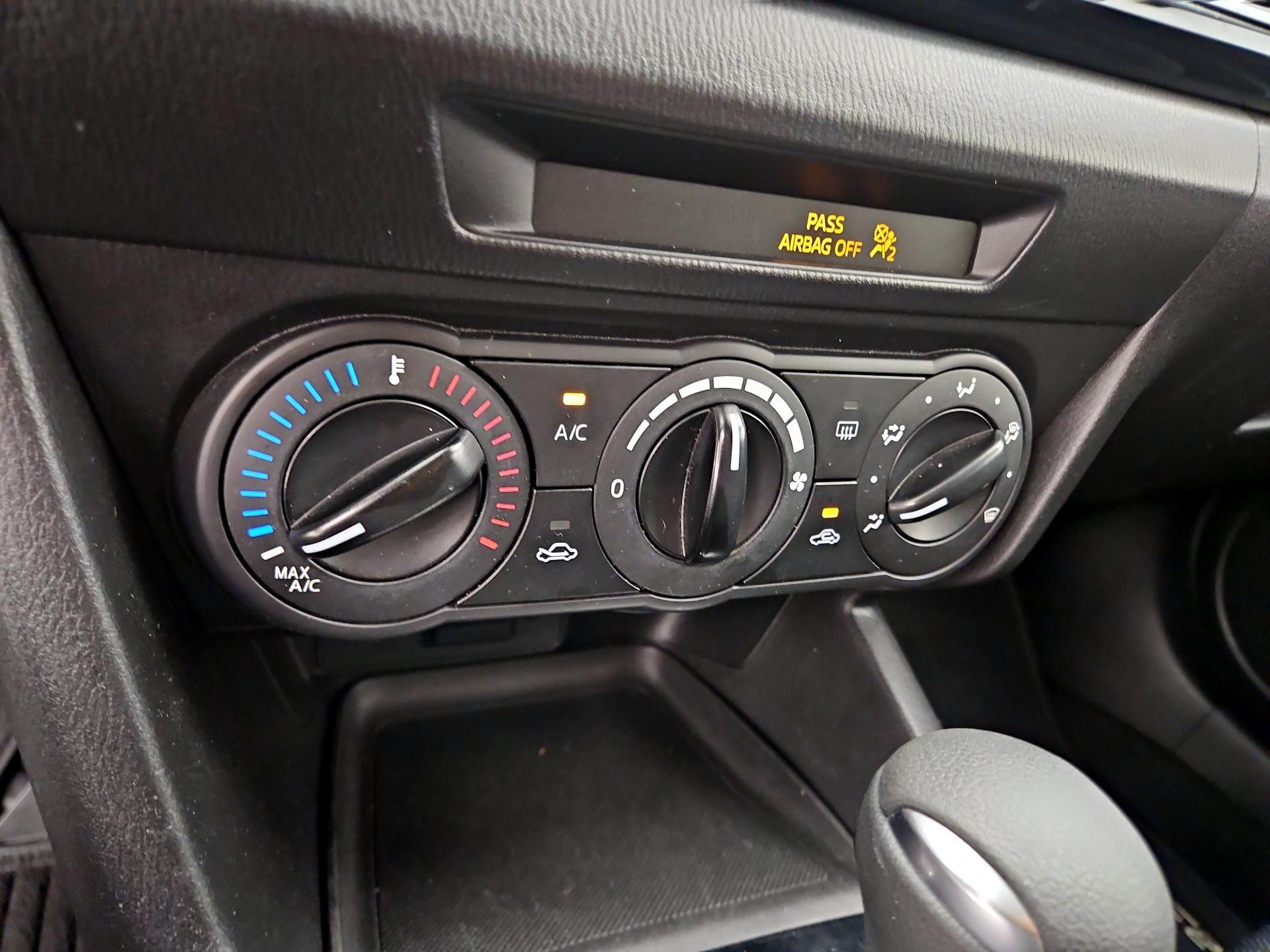 Thumbnail: 2015 Mazda Mazda3 - 15