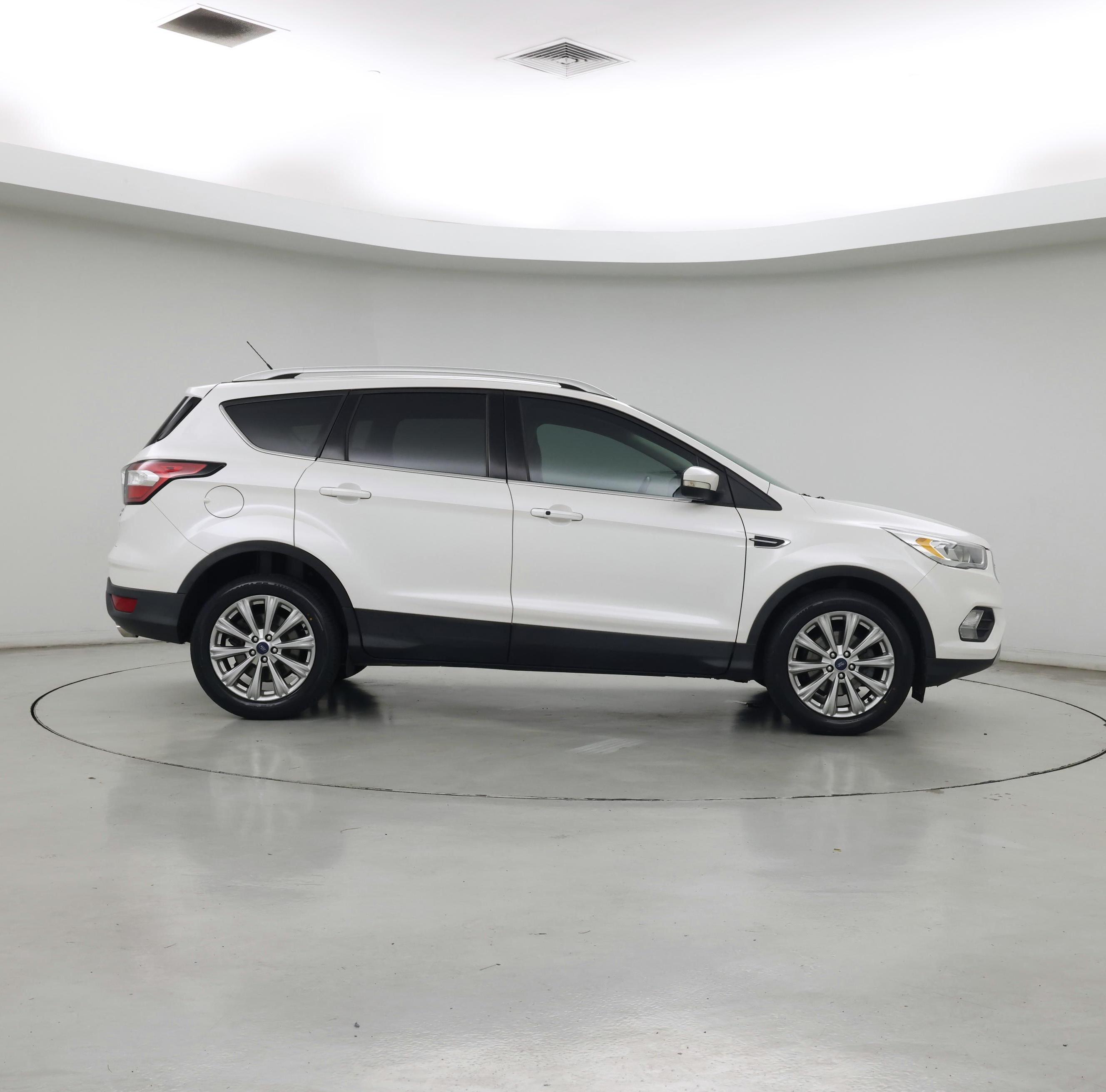 Thumbnail: 2017 Ford Escape - 7