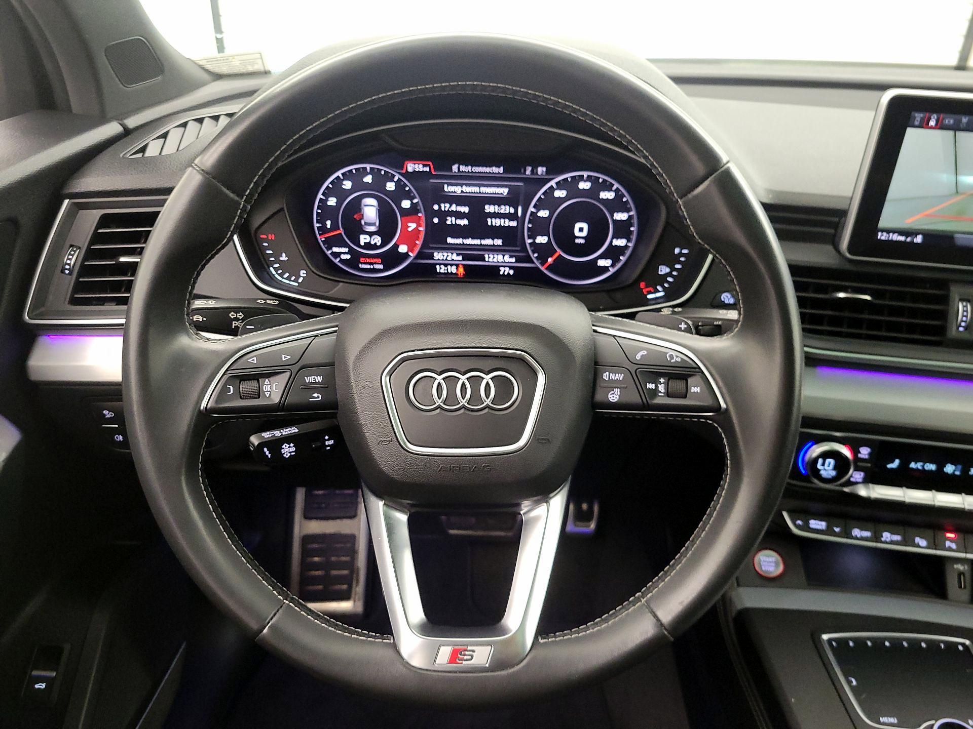 Thumbnail: 2019 Audi SQ5 - 10