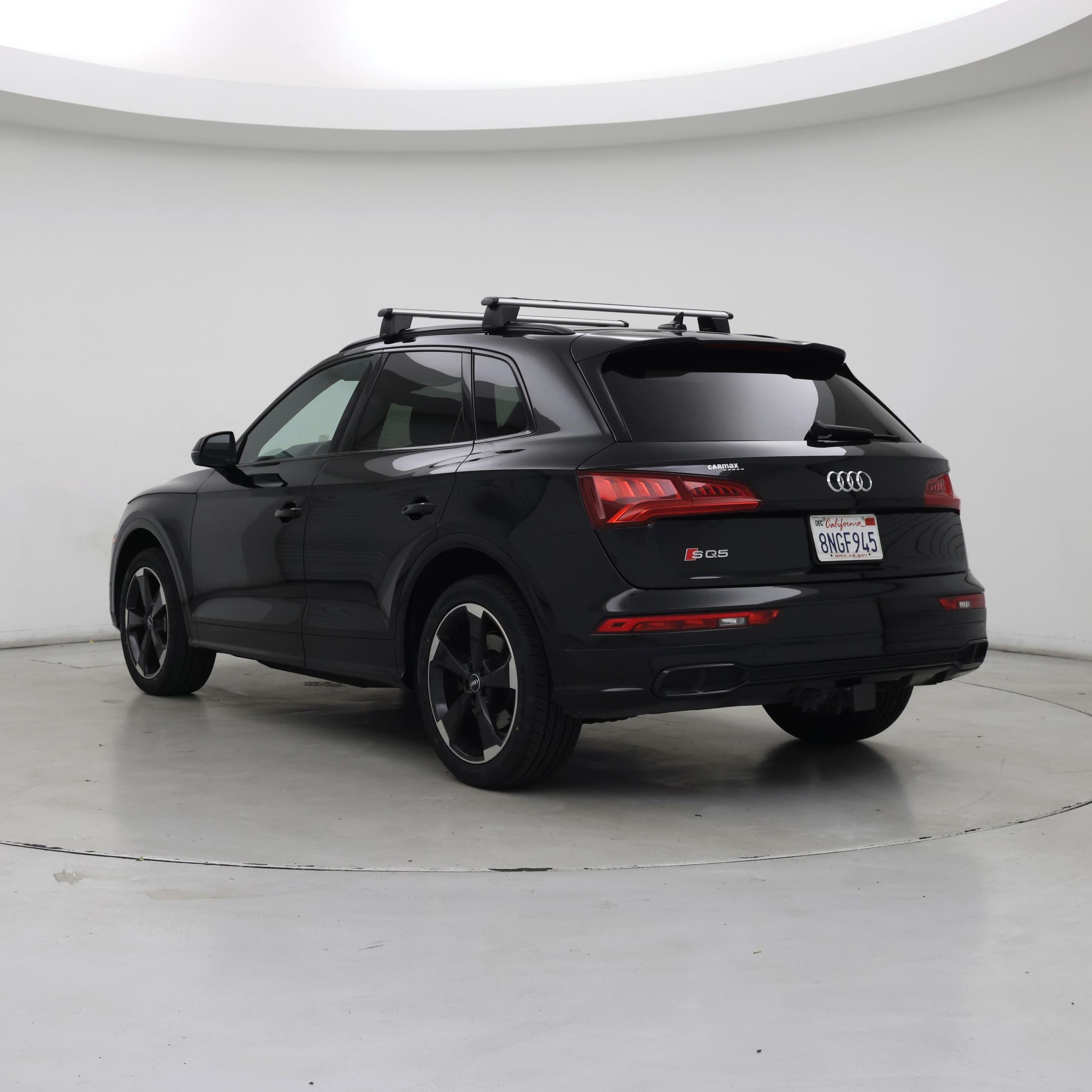 Thumbnail: 2019 Audi SQ5 - 2