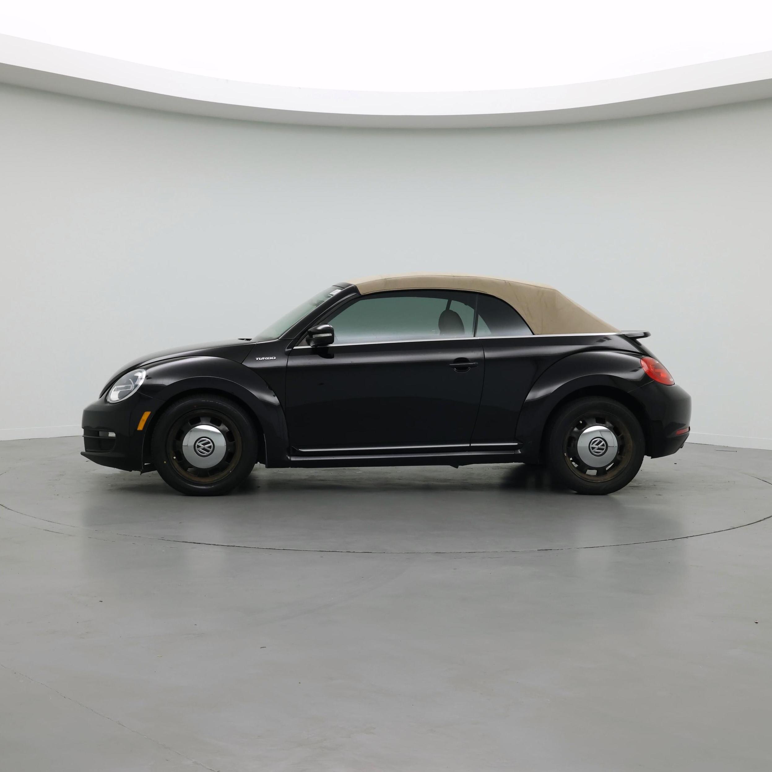 Thumbnail: 2014 Volkswagen Beetle - 3