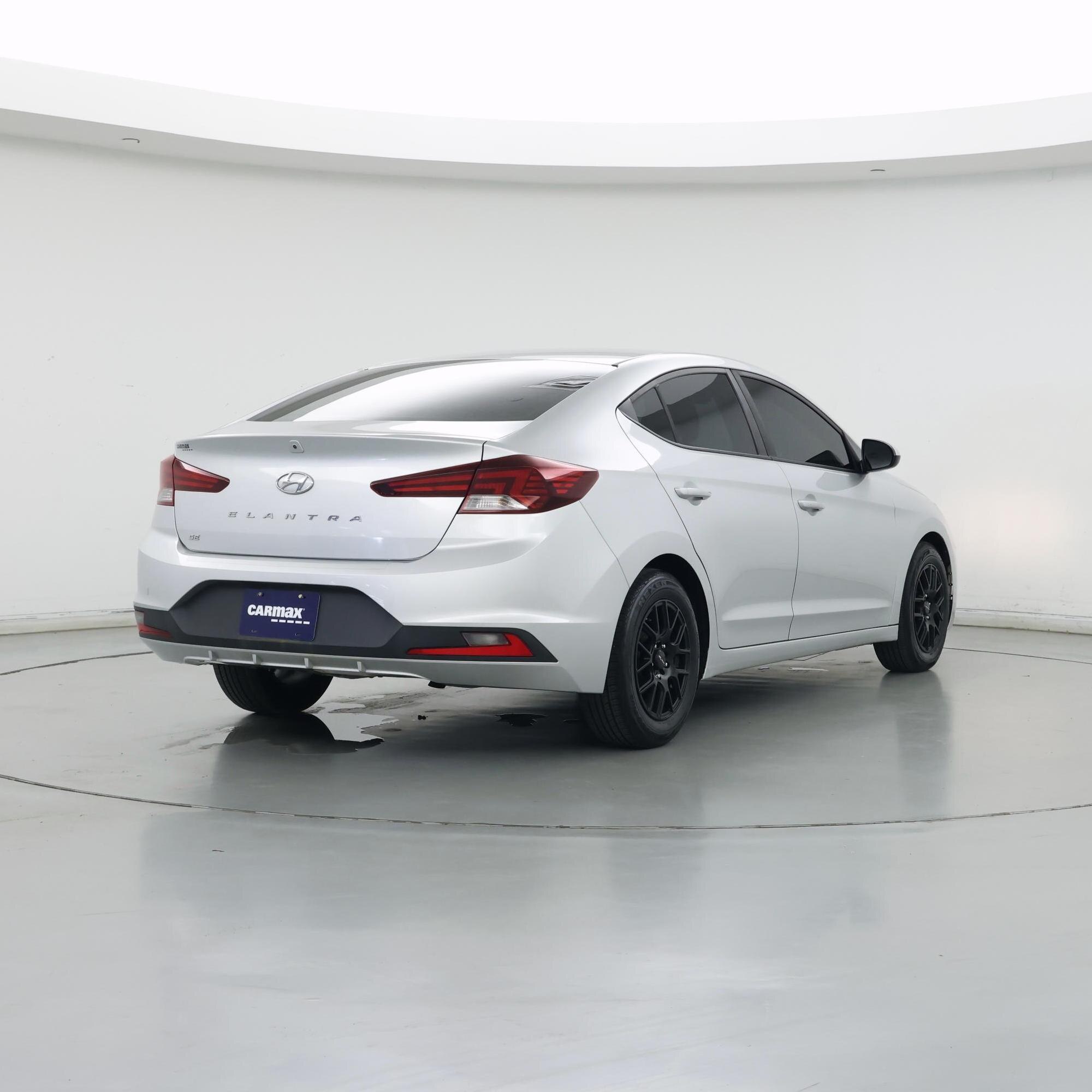 Thumbnail: 2020 Hyundai Elantra - 8