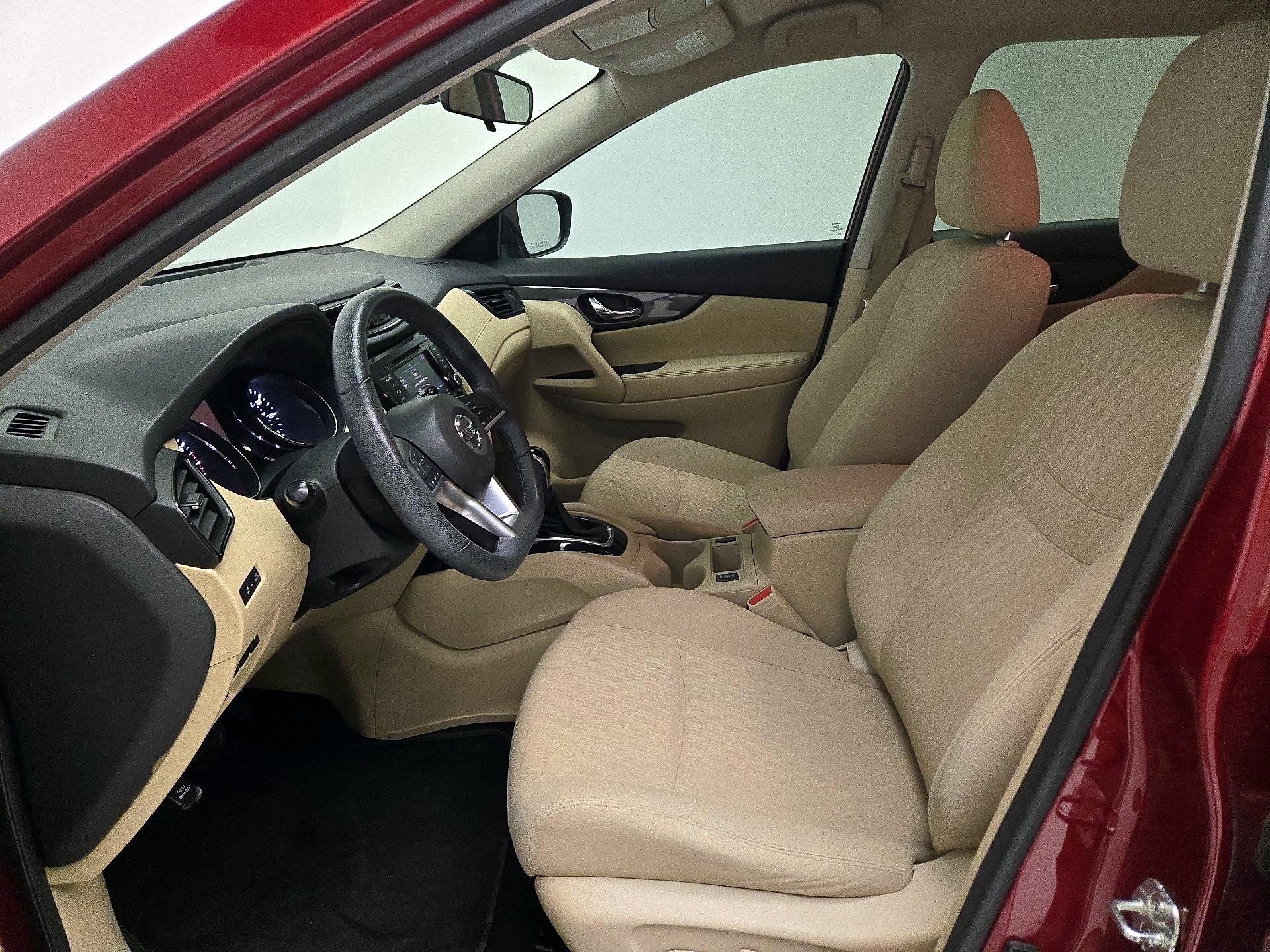 Thumbnail: 2019 Nissan Rogue - 11