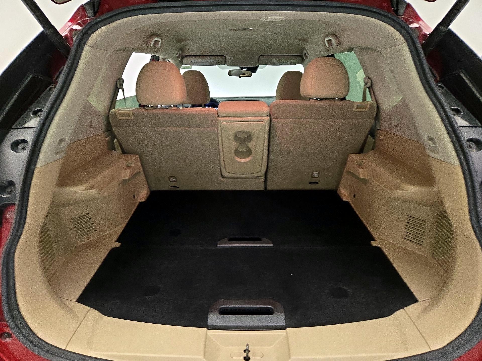 Thumbnail: 2019 Nissan Rogue - 20